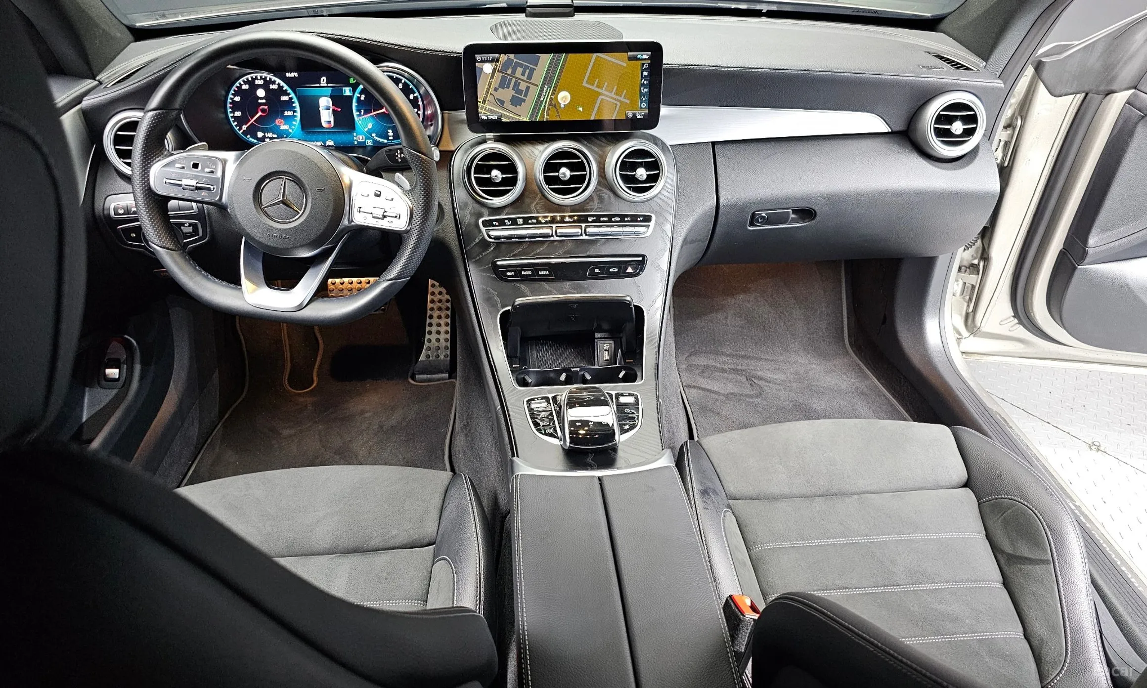 Mercedes Benz C-Class W205 превью 4