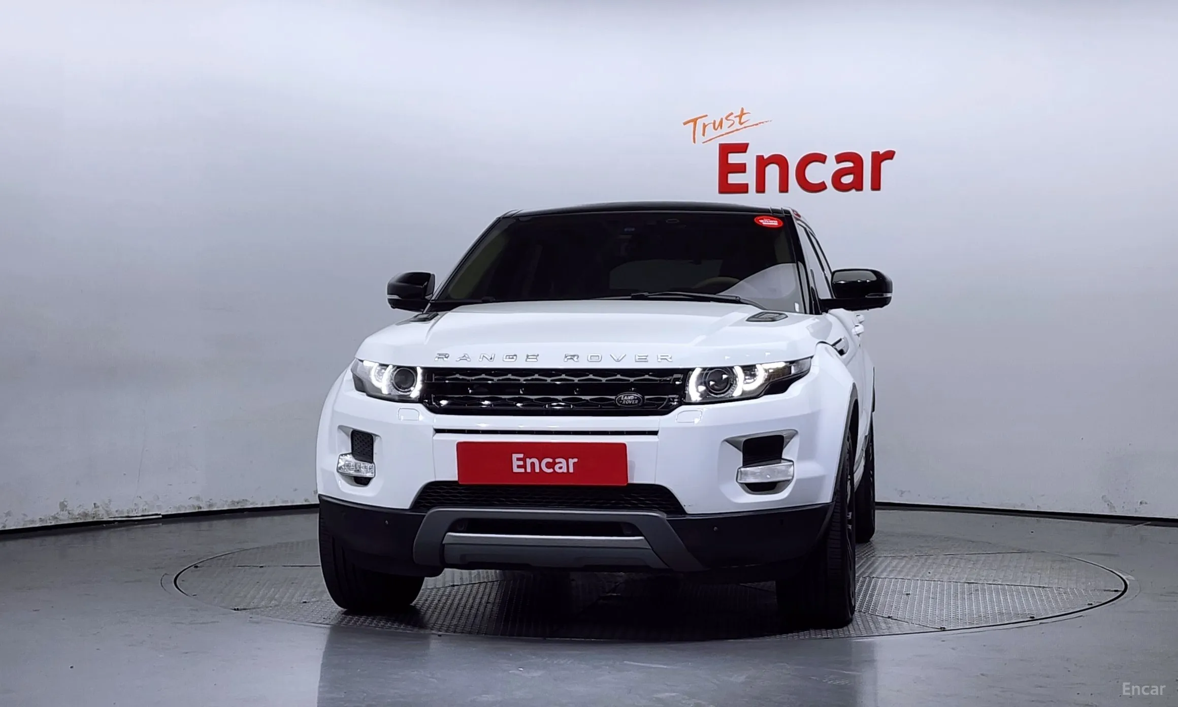 Land Rover Range Rover Evoque превью 2
