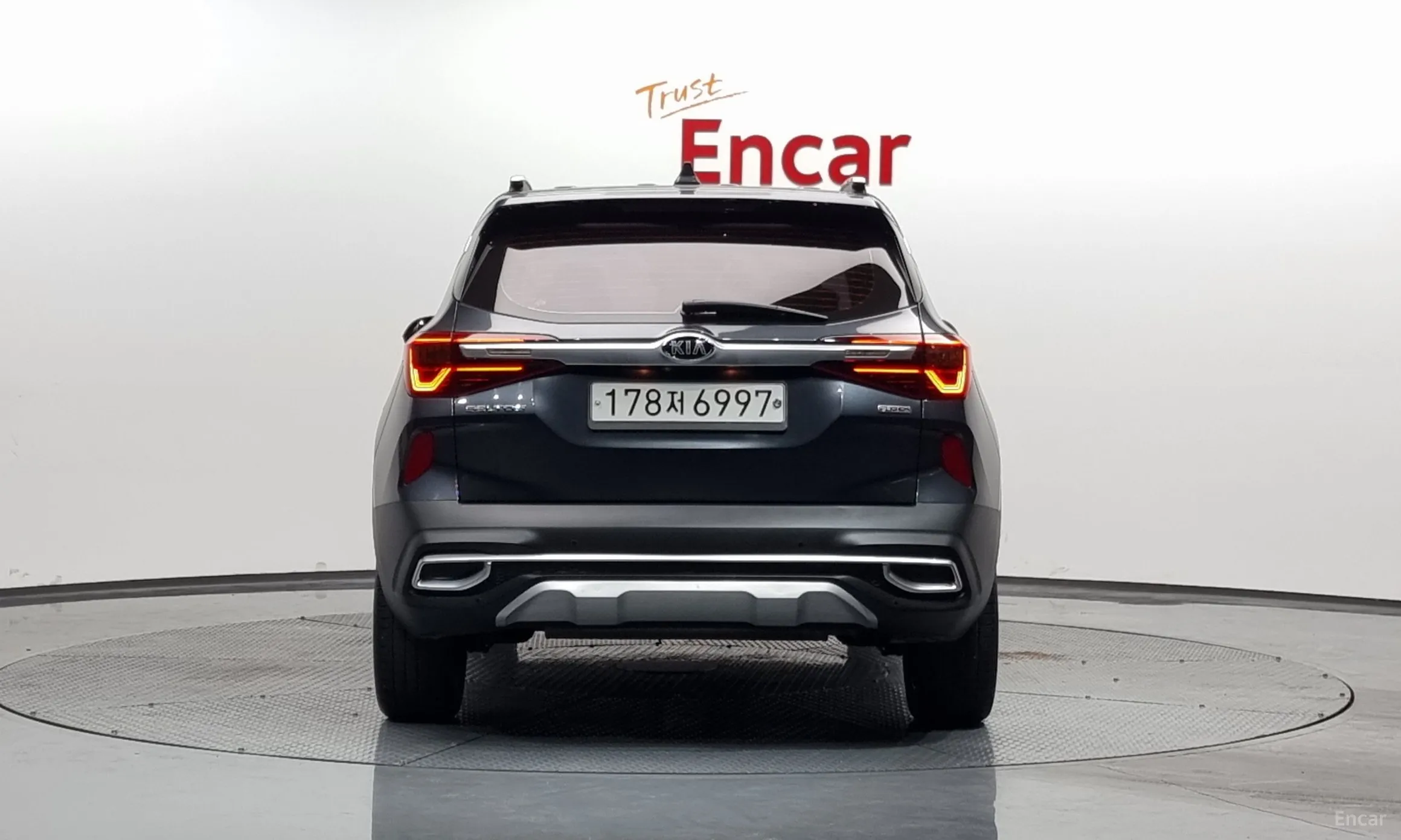 Kia Seltos превью 3