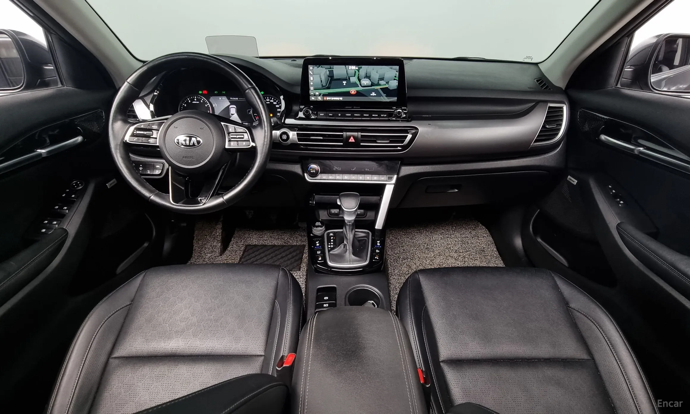 Kia Seltos превью 4