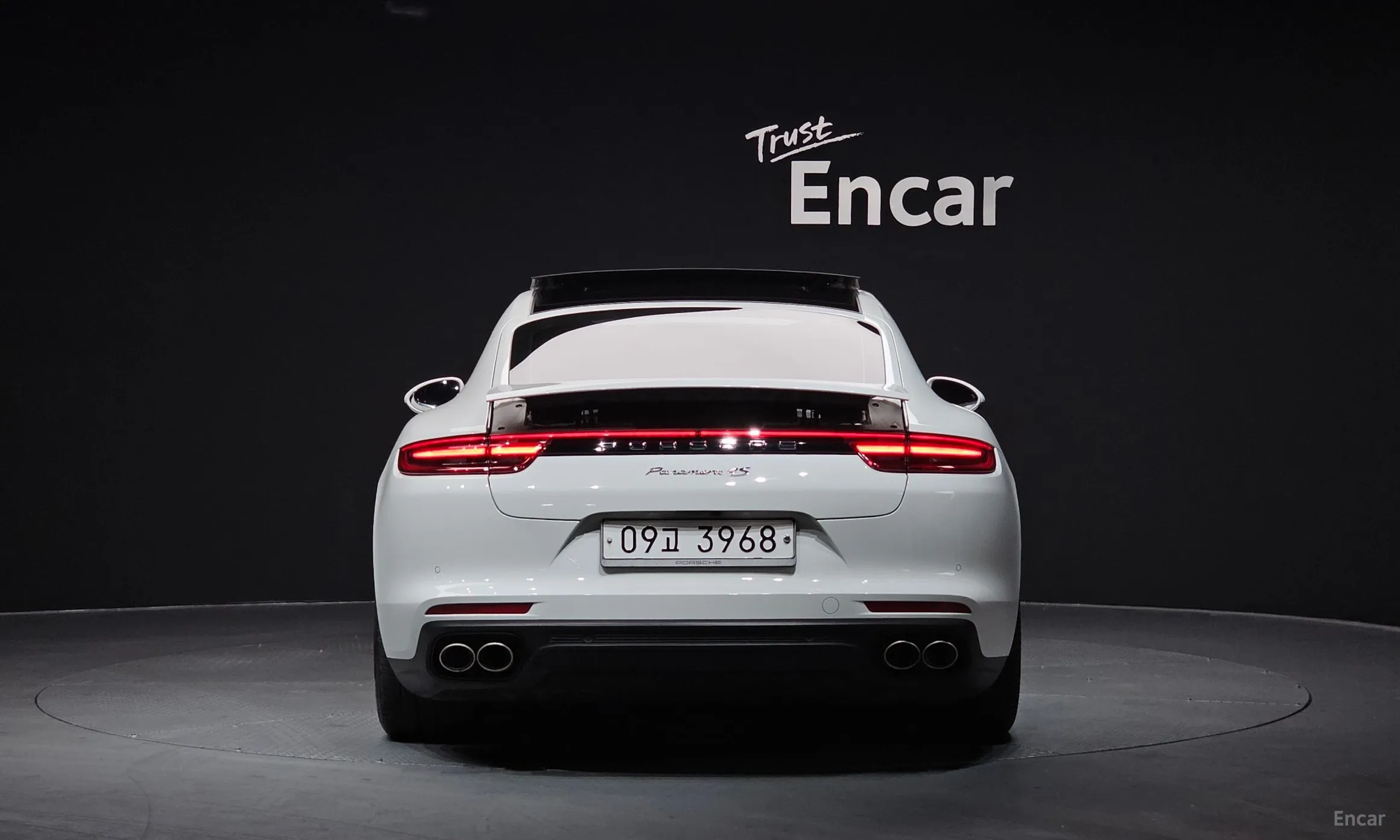 Porsche Panamera (971) превью 3