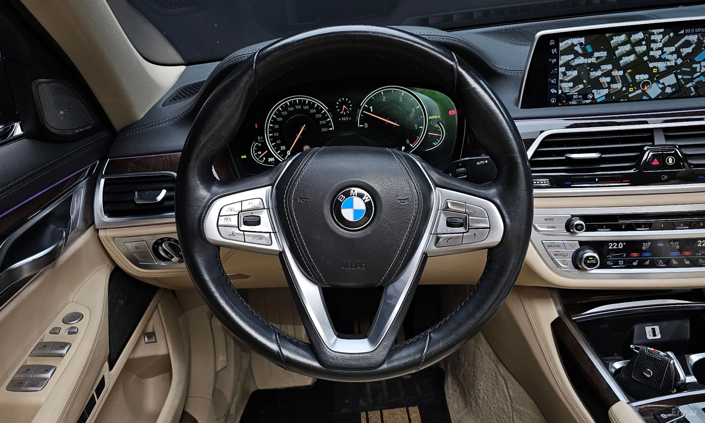 BMW 7 Series (G11) превью 13