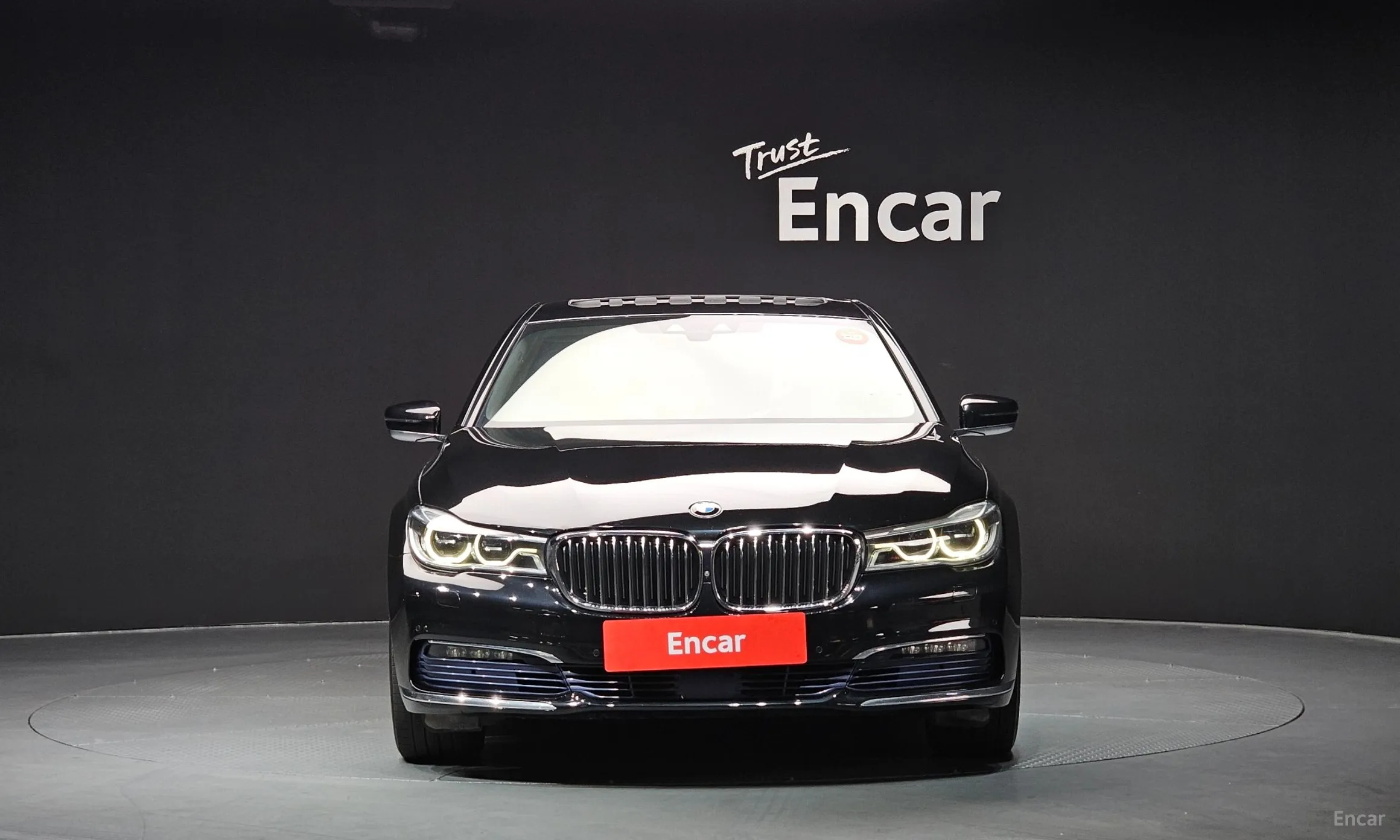 BMW 7 Series (G11) превью 3