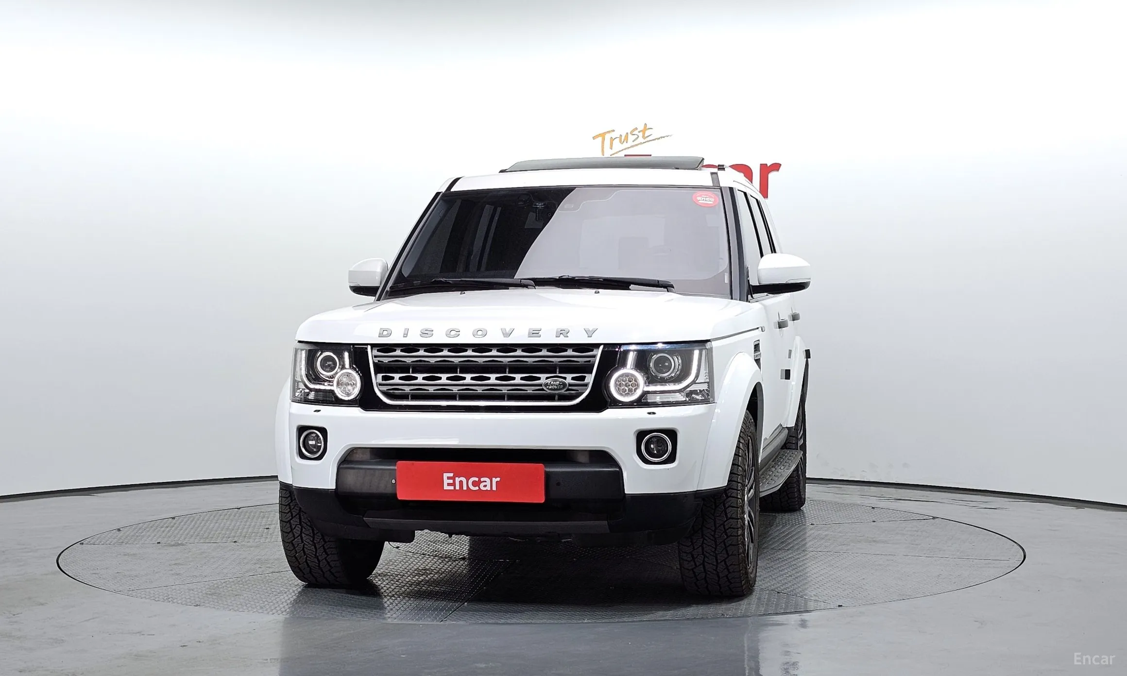 Land Rover Discovery 4 превью 2