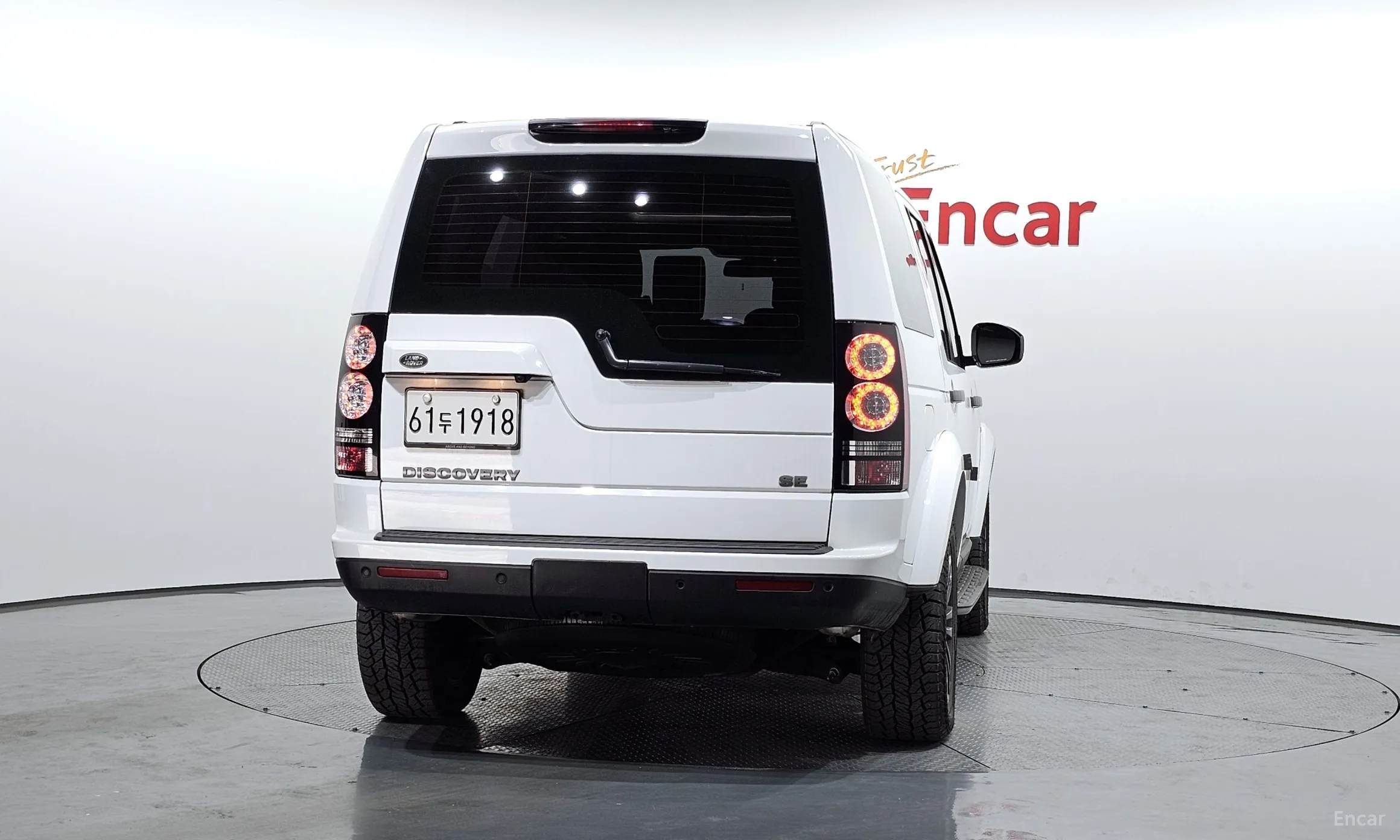 Land Rover Discovery 4 превью 3