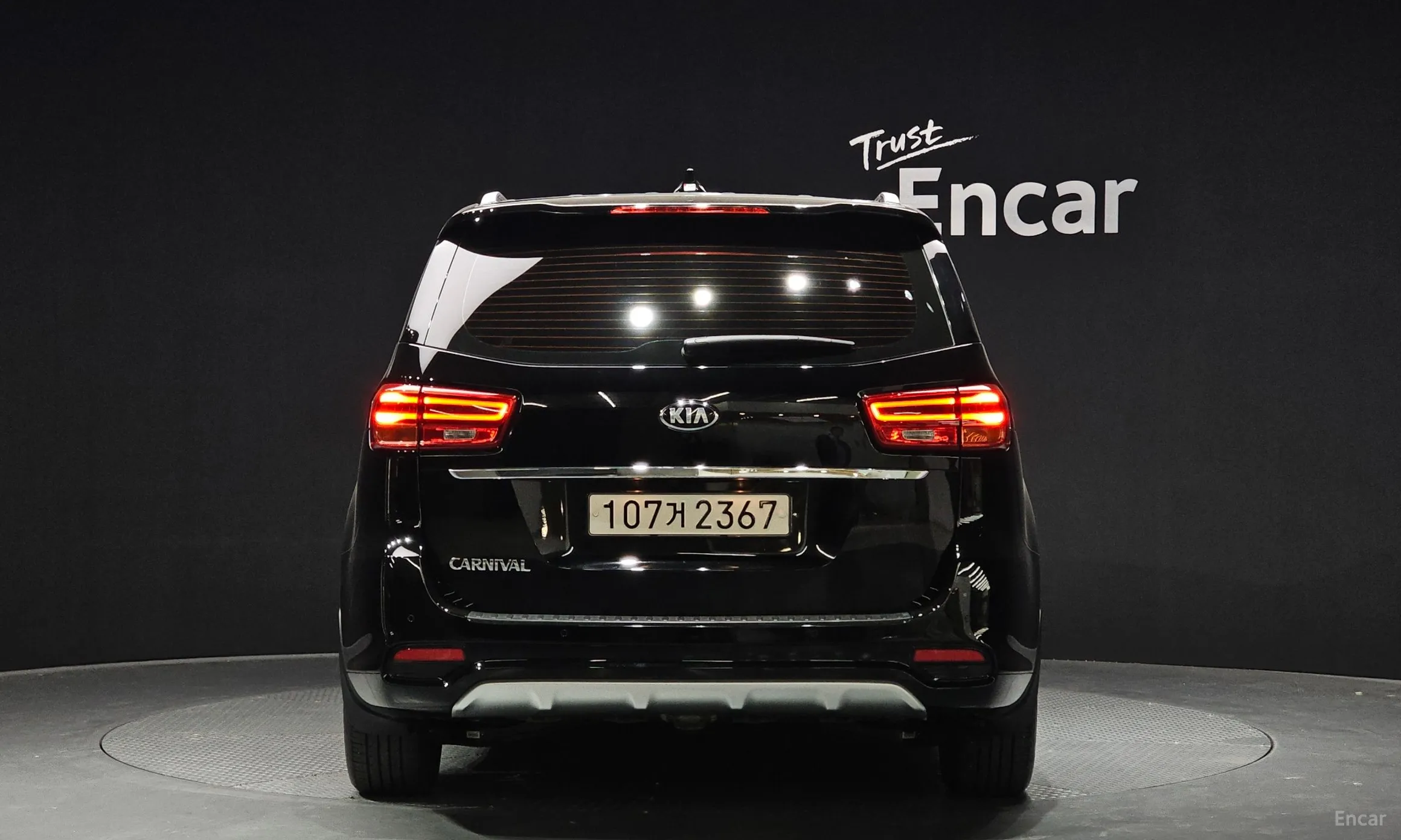 Kia Carnival превью 3