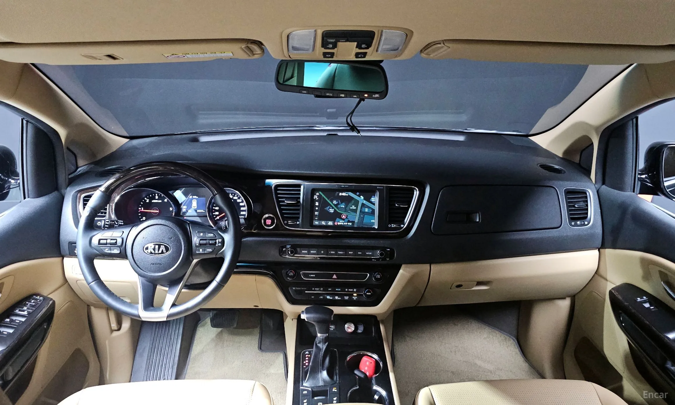 Kia Carnival превью 4