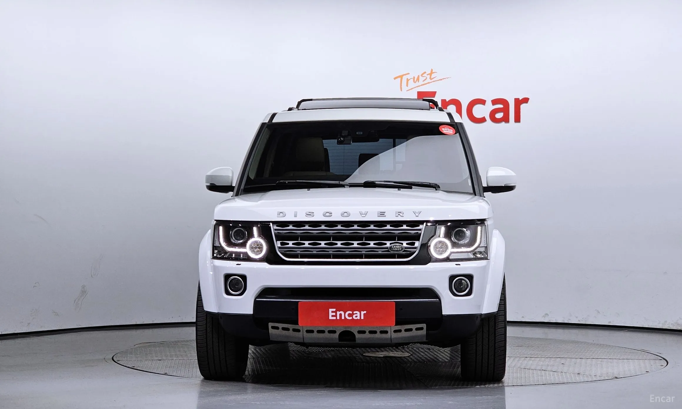 Land Rover Discovery 4 превью 2