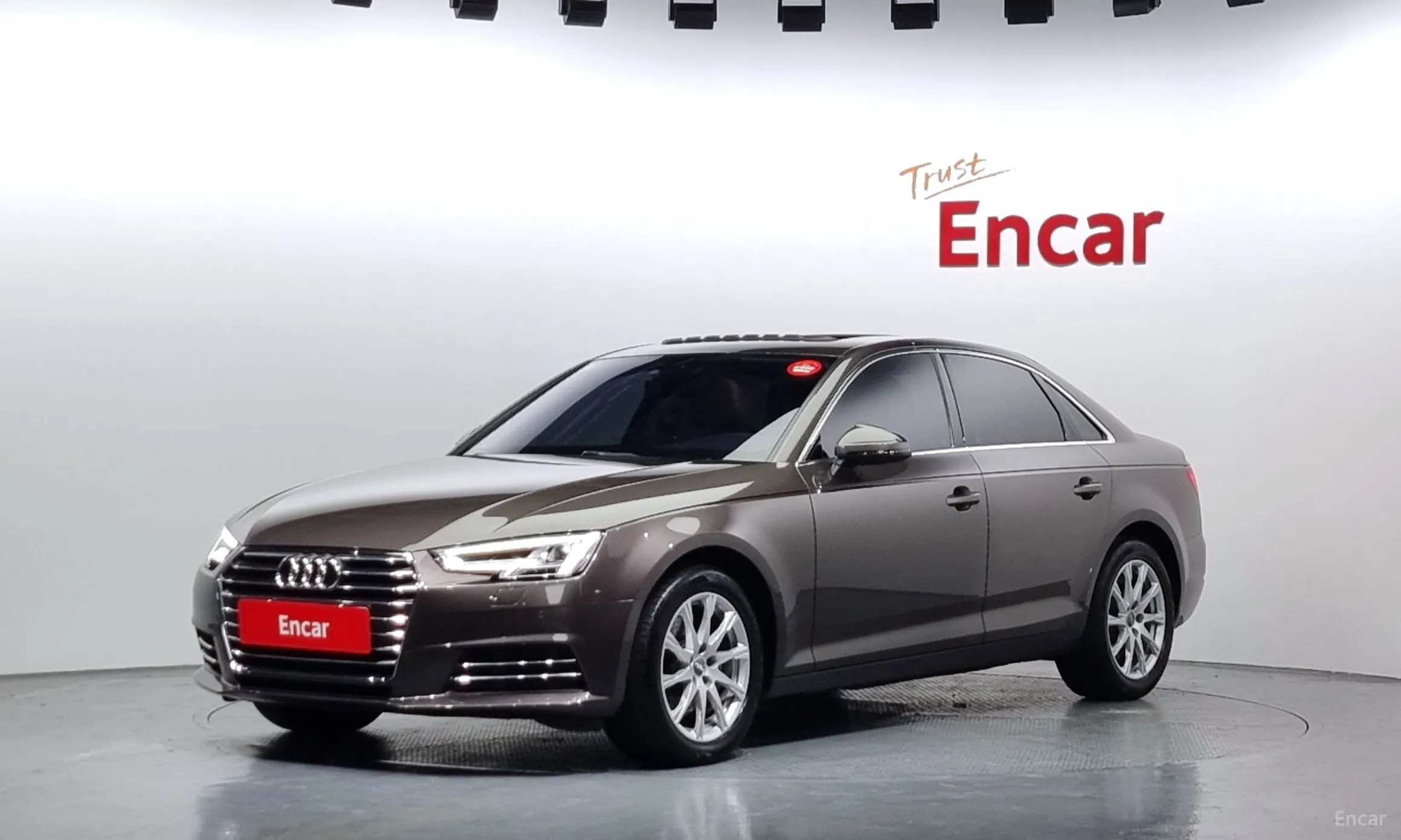 Audi A4 (B9)