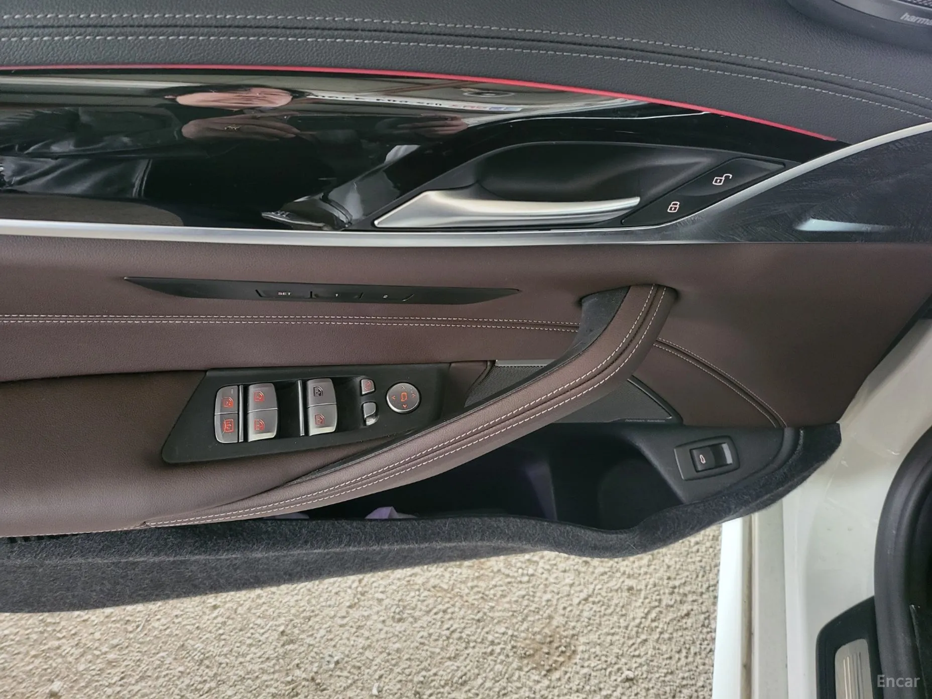 BMW 5 Series (G30) превью 4