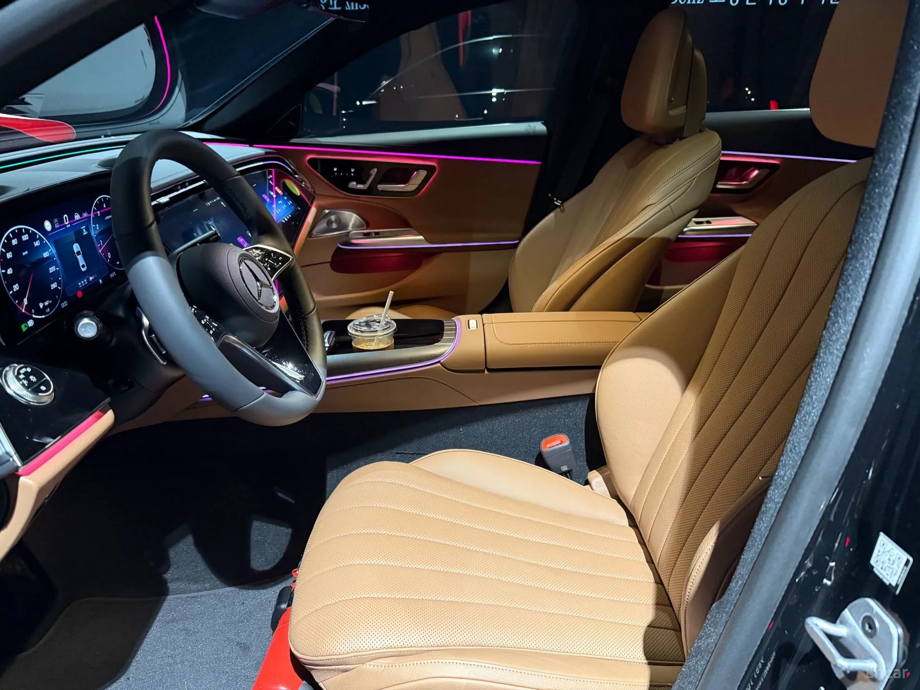 Mercedes Benz E-Class W214 превью 4
