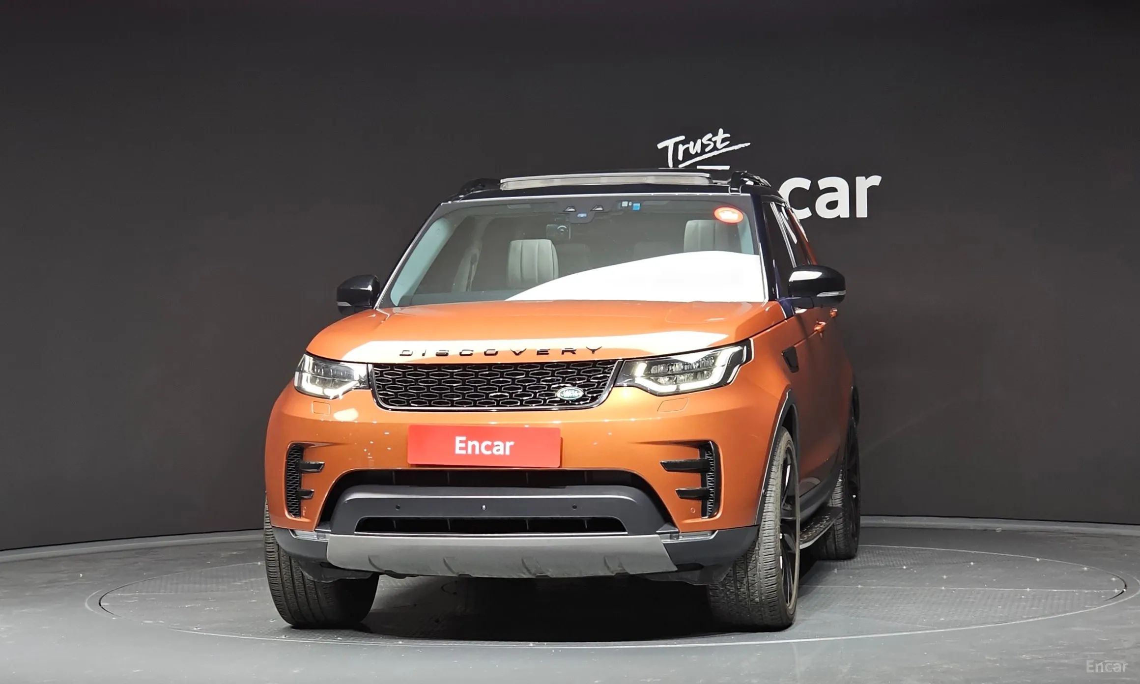 Land Rover Discovery 5 превью 2