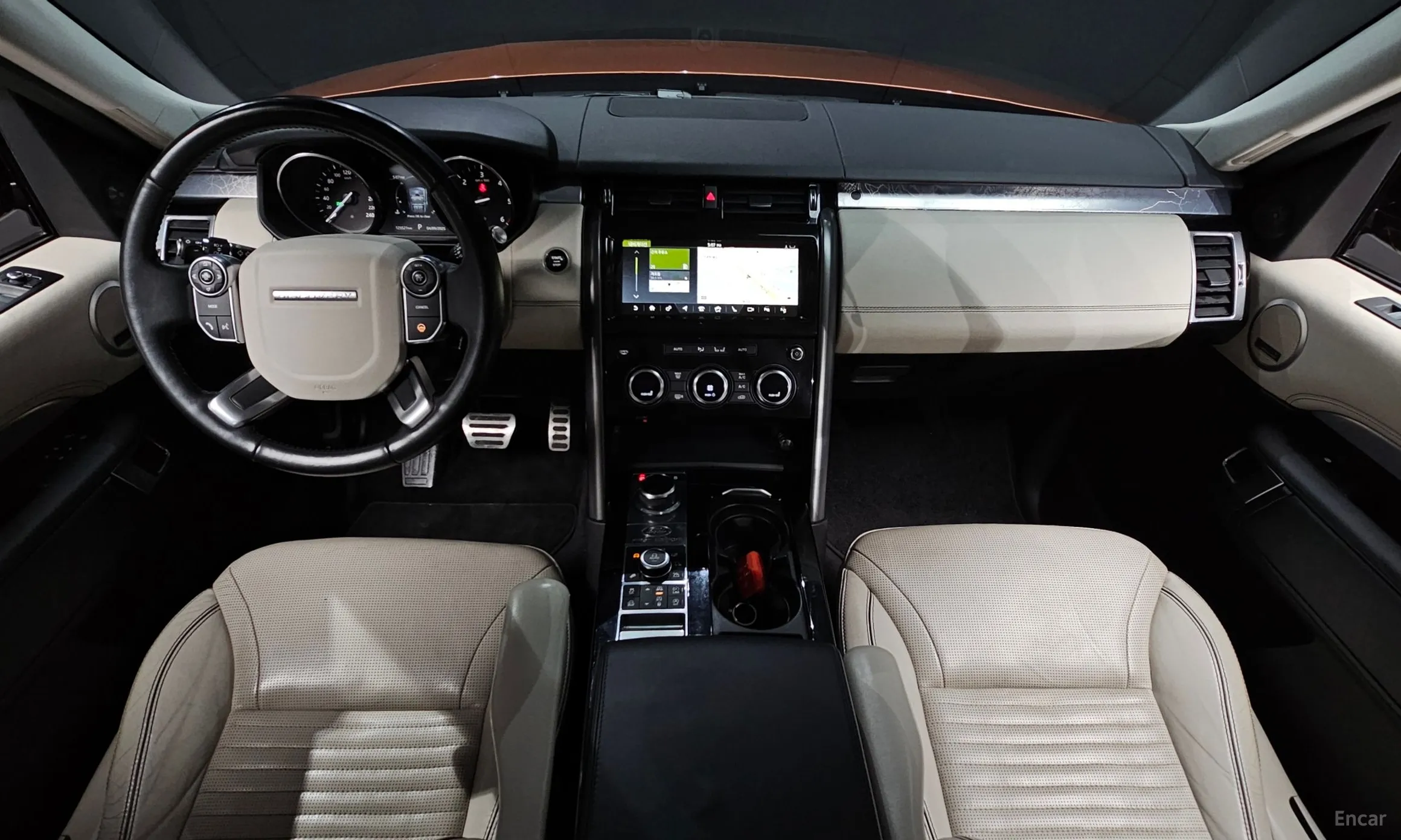 Land Rover Discovery 5 превью 4