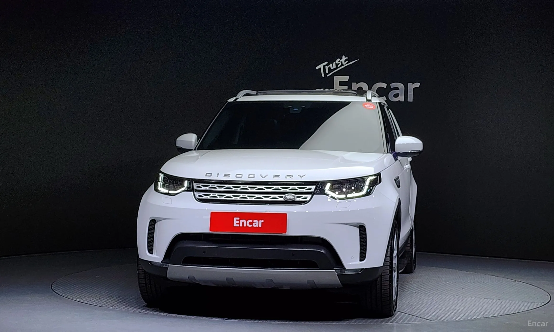 Land Rover Discovery 5 превью 2