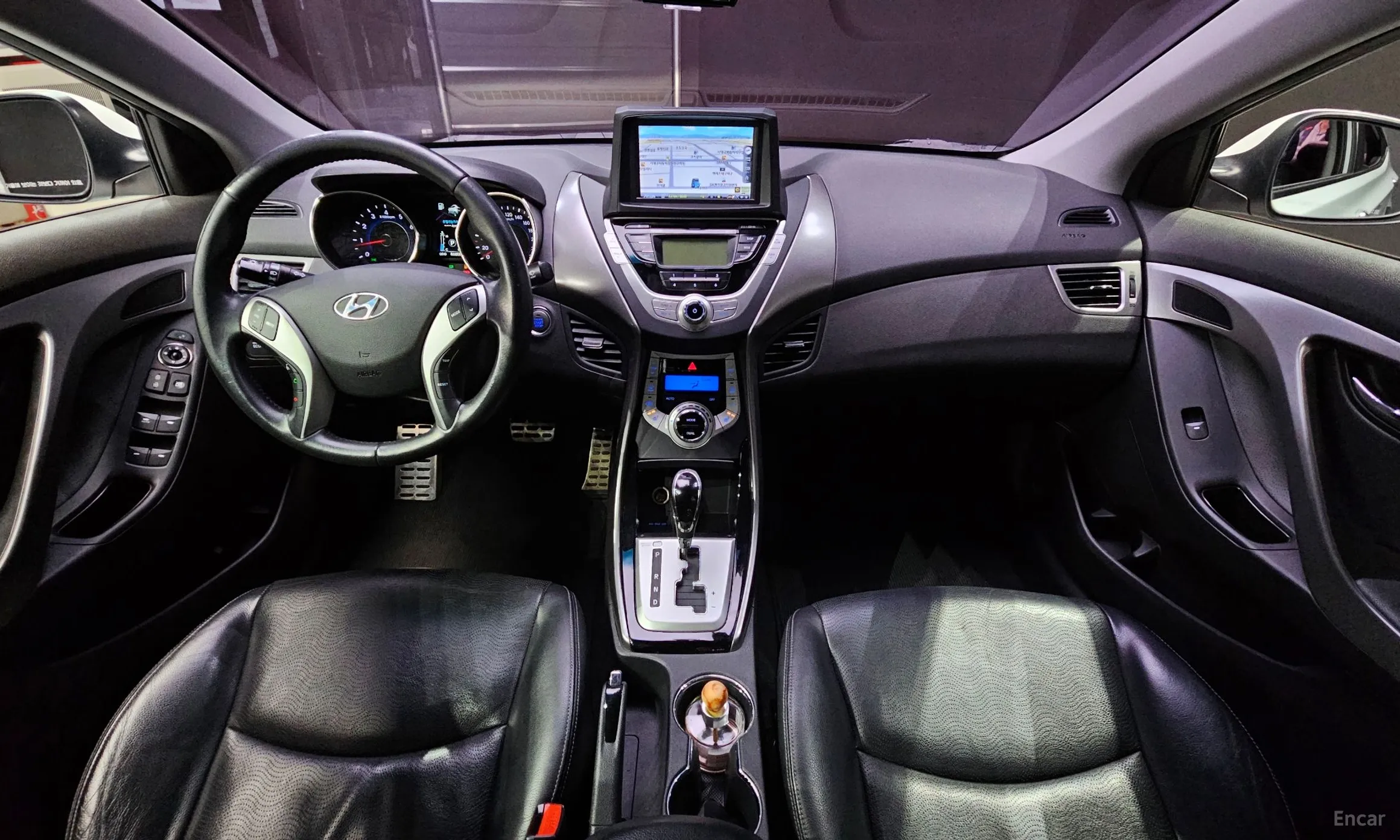 Hyundai Avante MD превью 4
