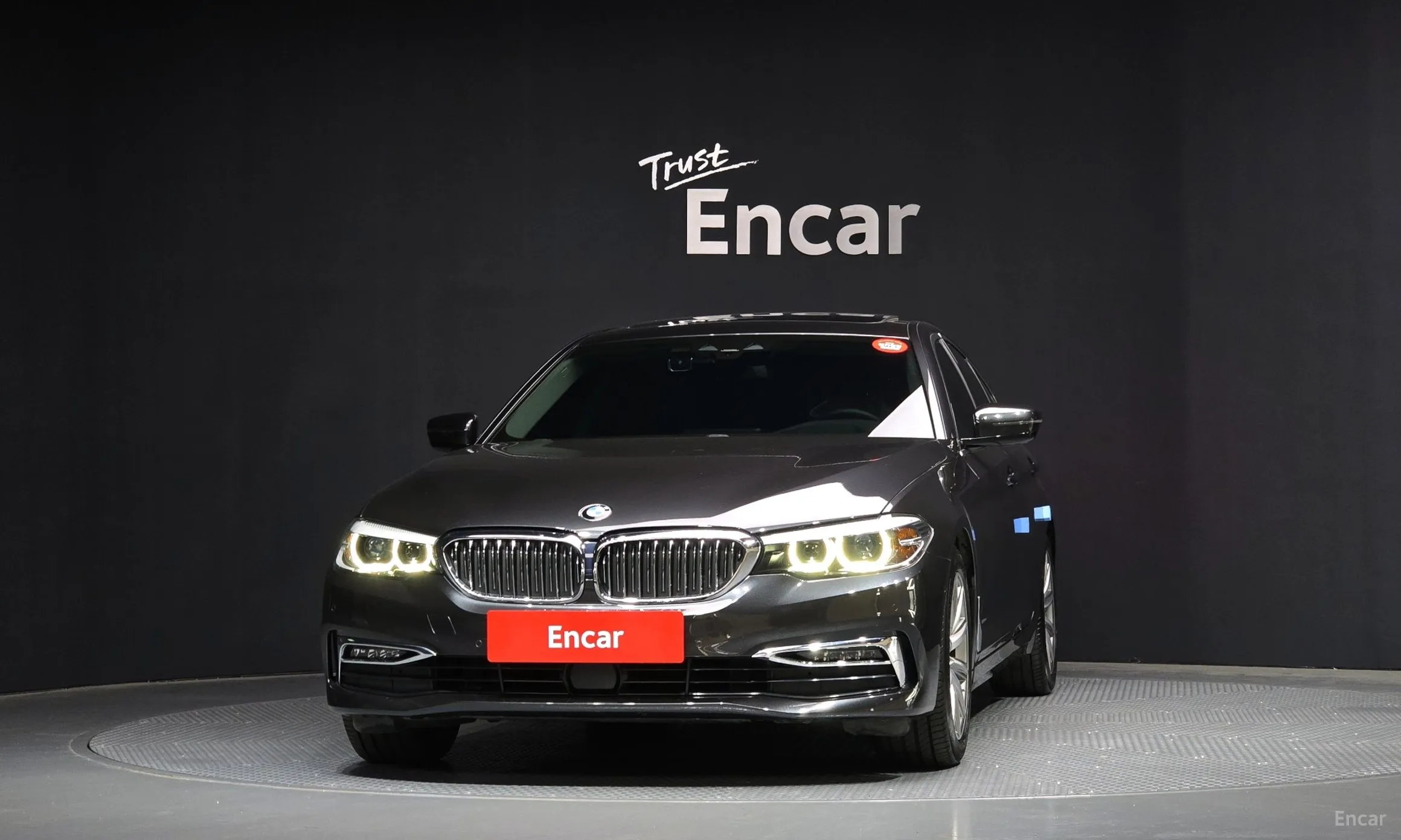 BMW 5 Series (G30)