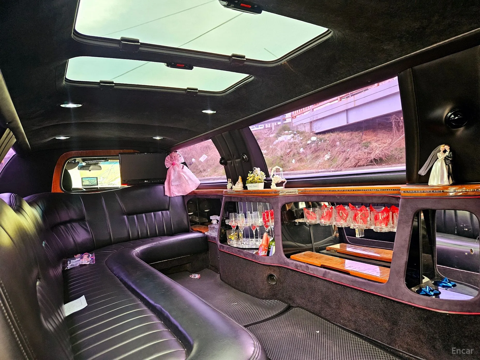Lincoln Towncar превью 8