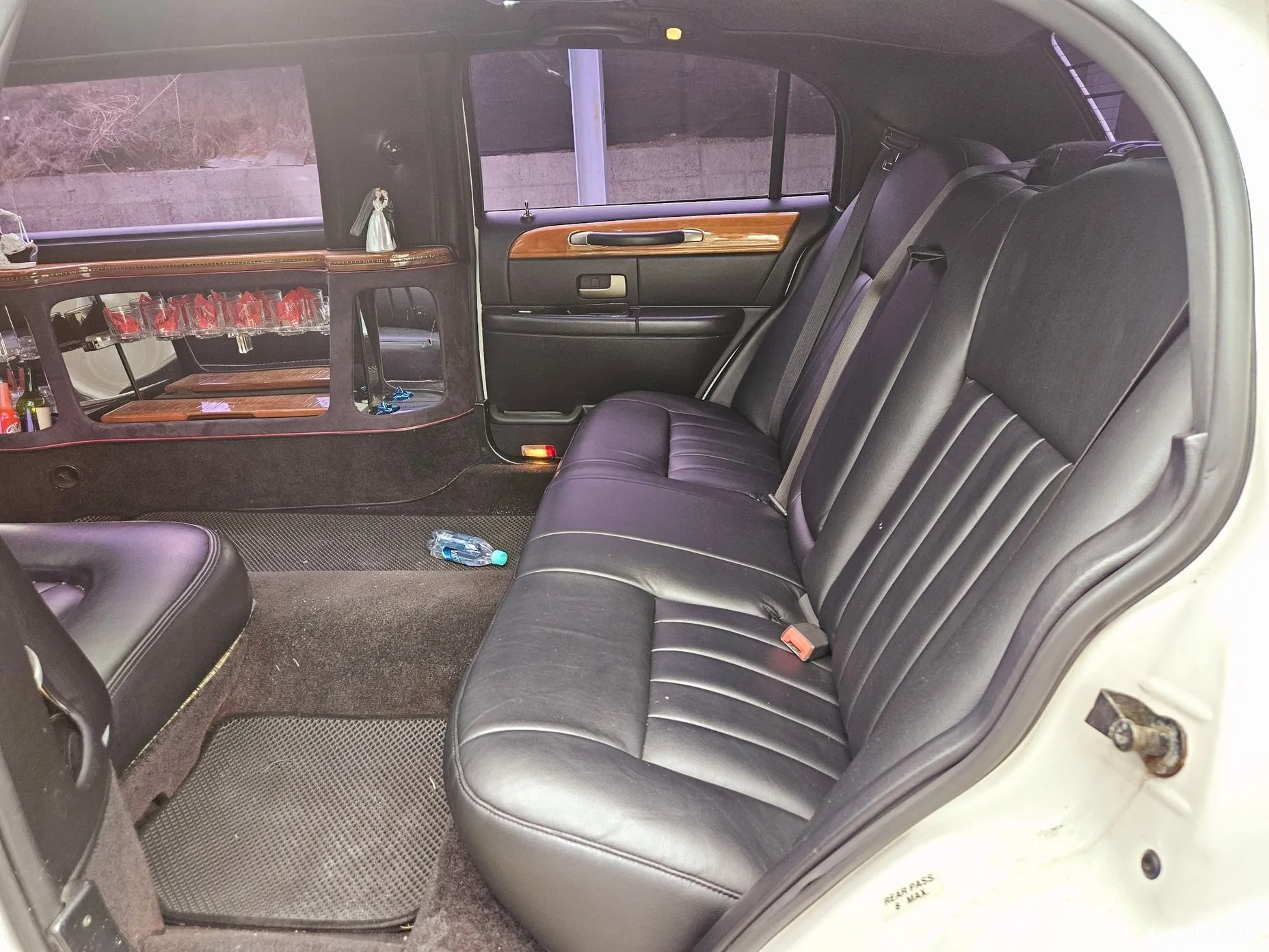 Lincoln Towncar превью 9