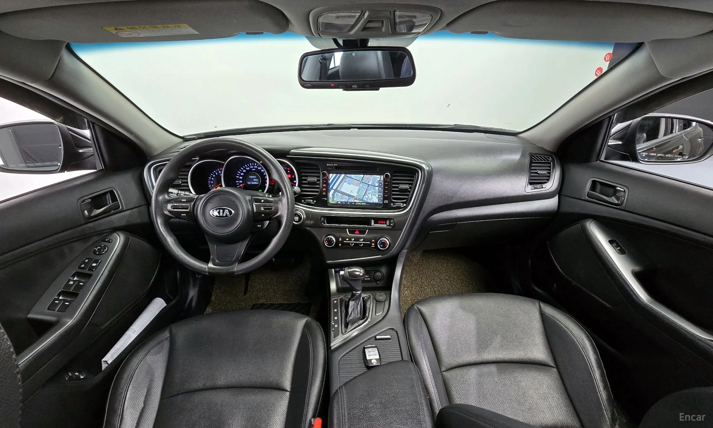 Kia K5 превью 4