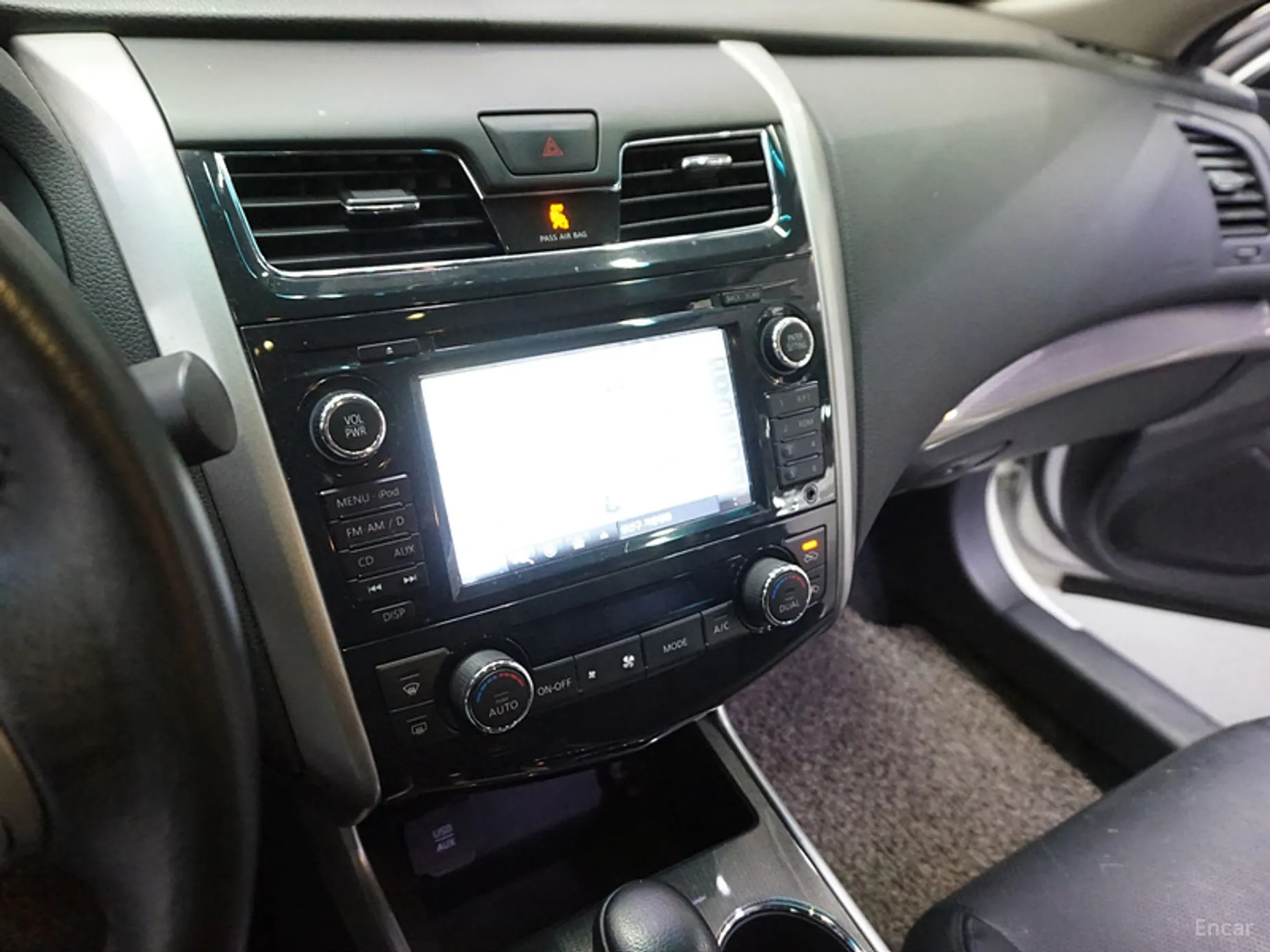 Nissan Altima превью 13