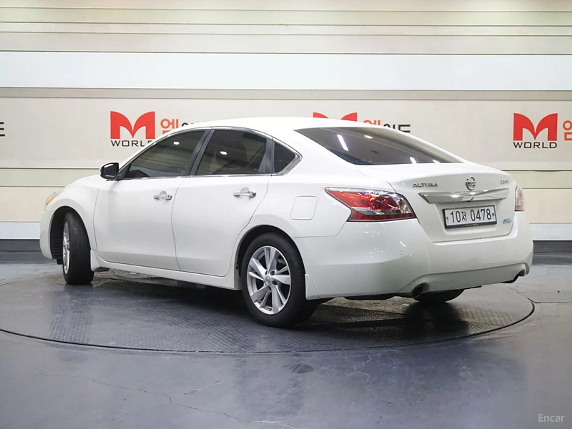 Nissan Altima превью 3