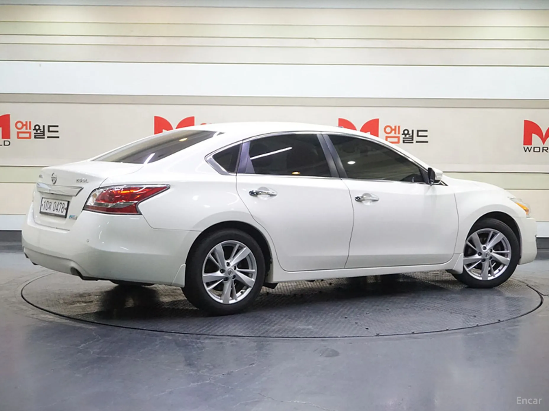 Nissan Altima превью 4