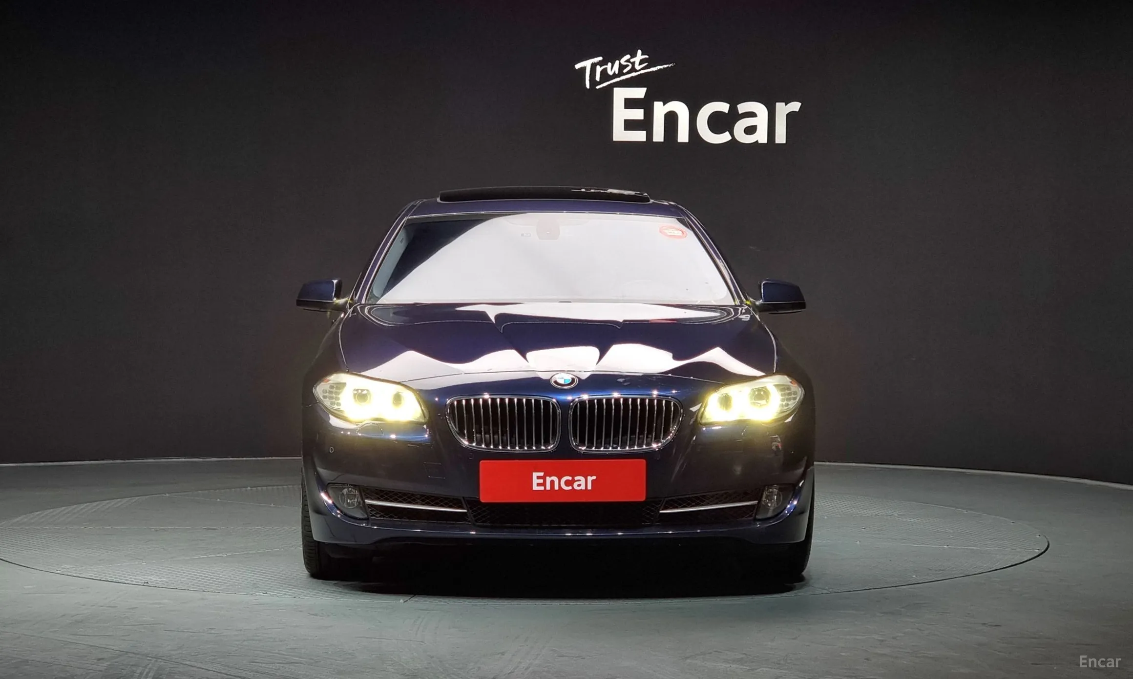 BMW 5 Series (F10) превью 2