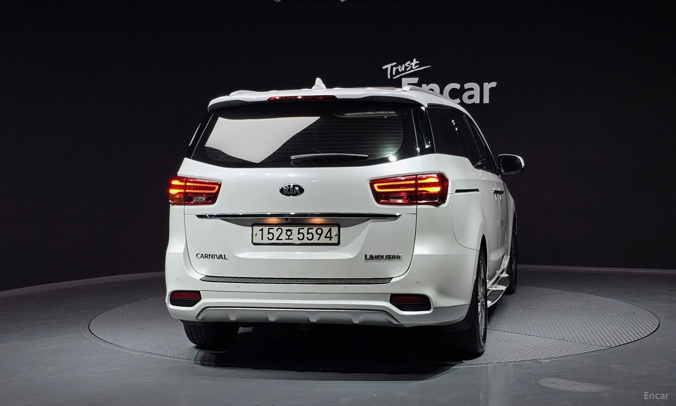Kia Carnival превью 3