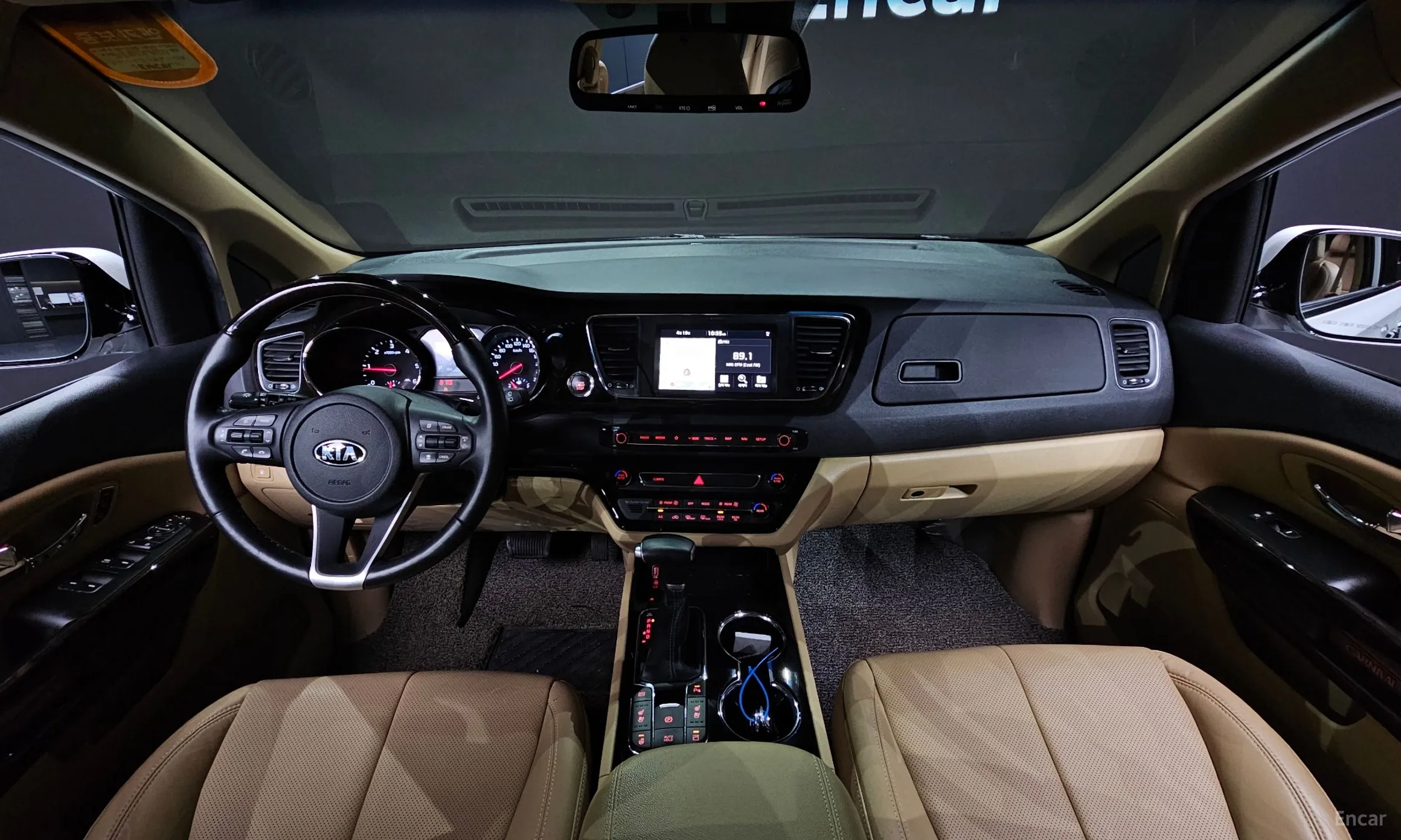 Kia Carnival превью 4