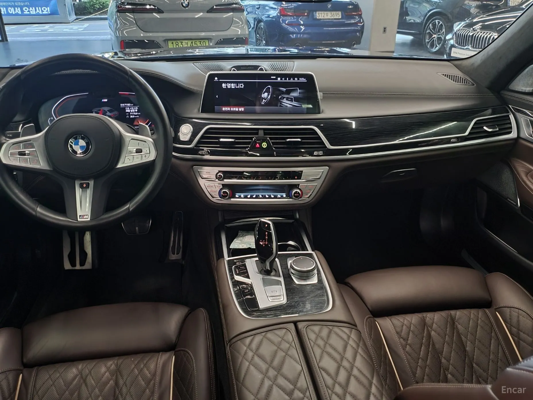 BMW 7 Series (G11) превью 4