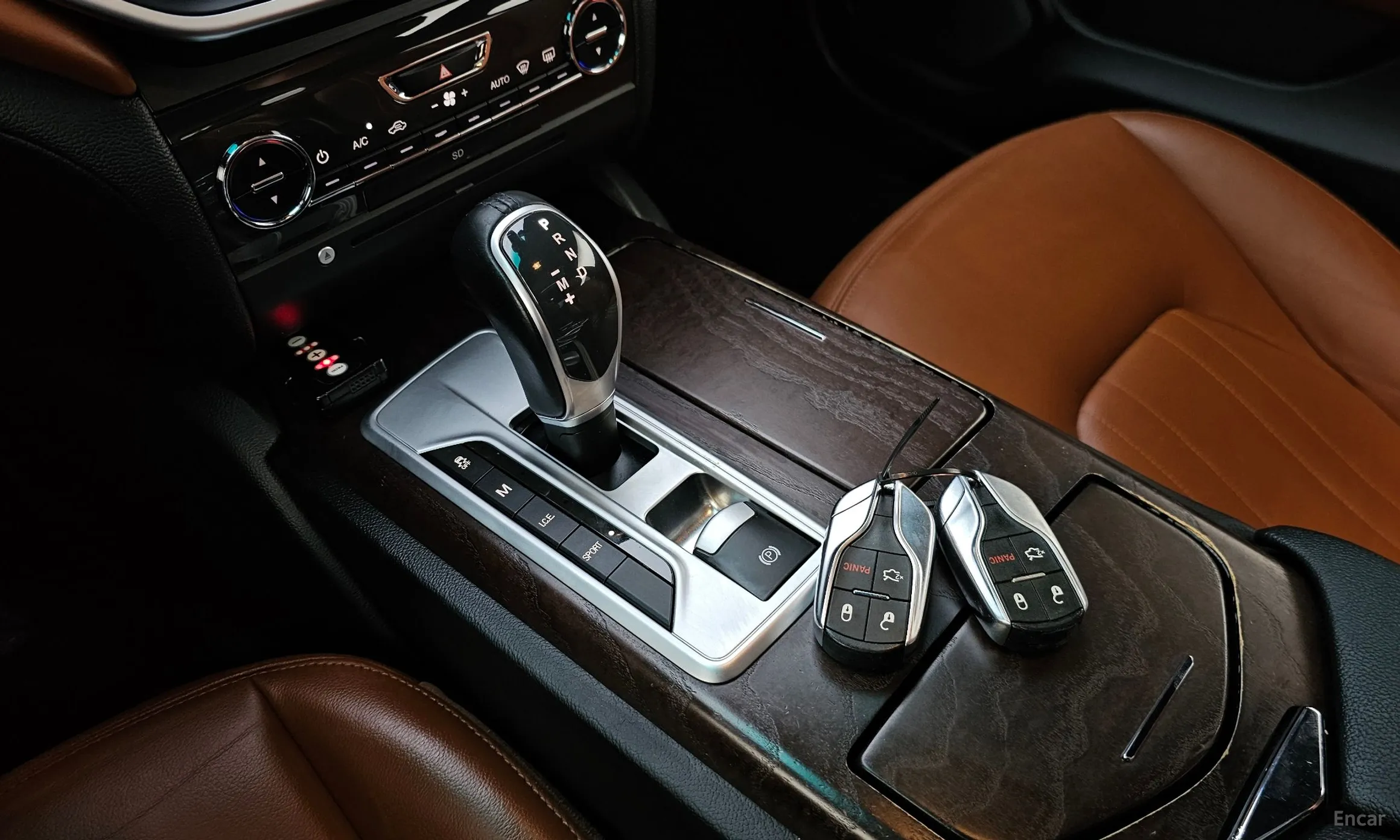 Maserati Ghibli превью 9