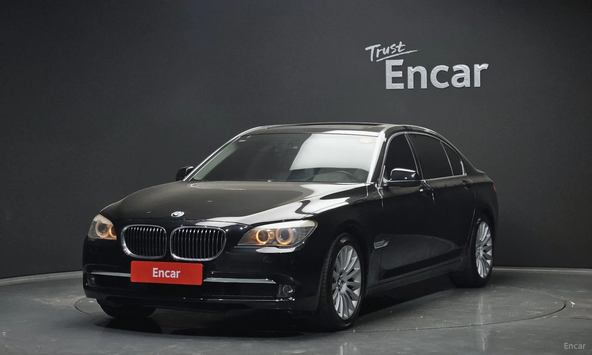 BMW 7 Series (F01)