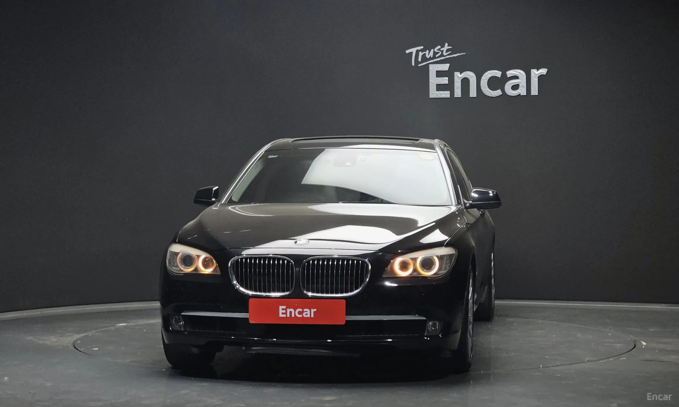 BMW 7 Series (F01)