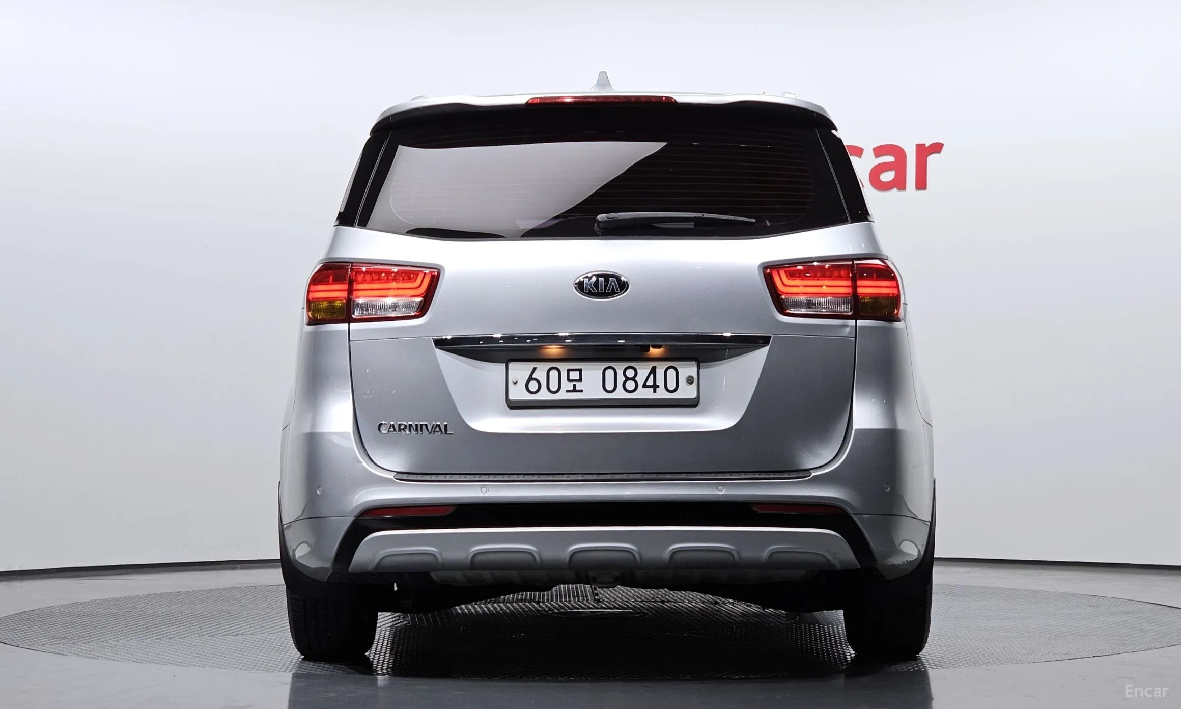 Kia Carnival превью 3