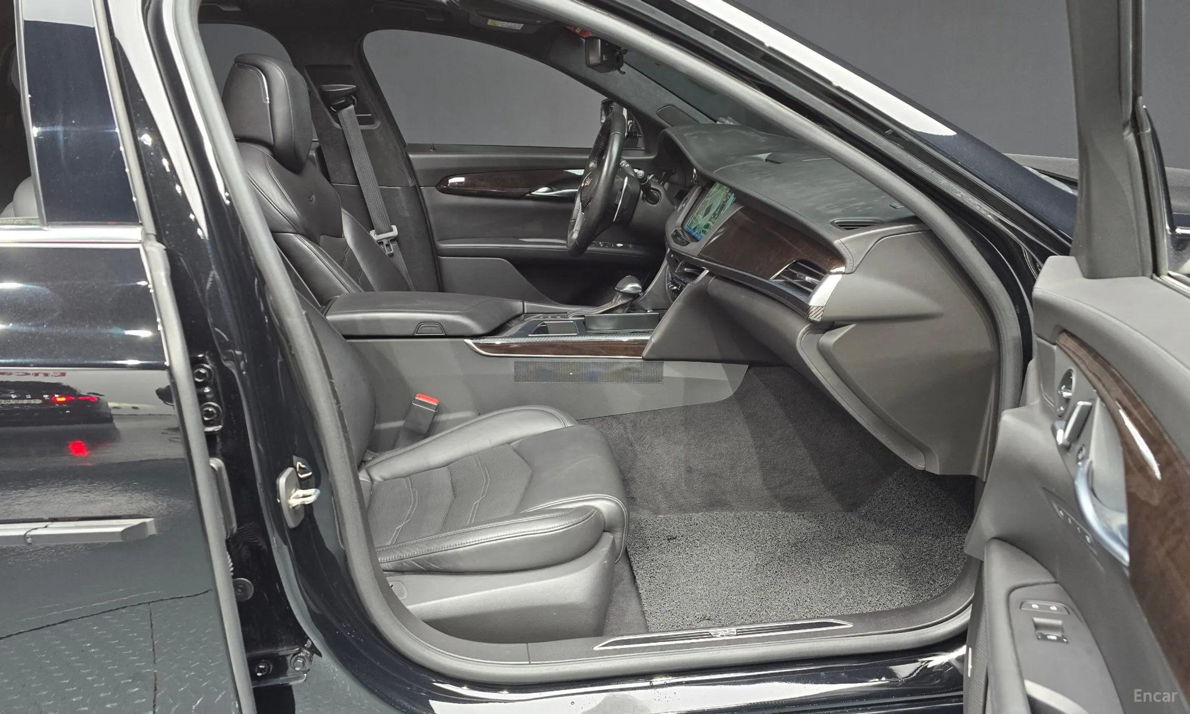 Cadillac CT6 превью 11