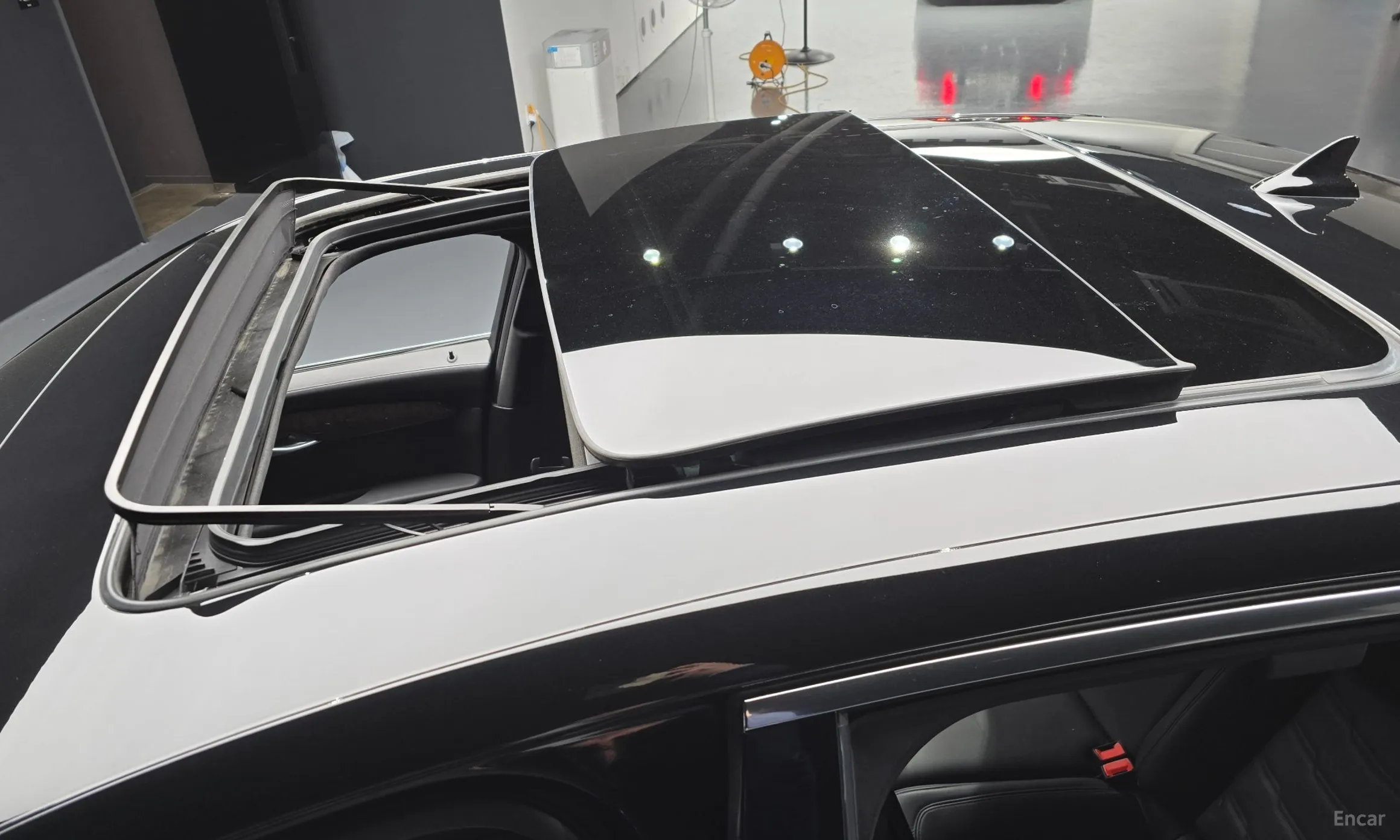 Cadillac CT6 превью 19