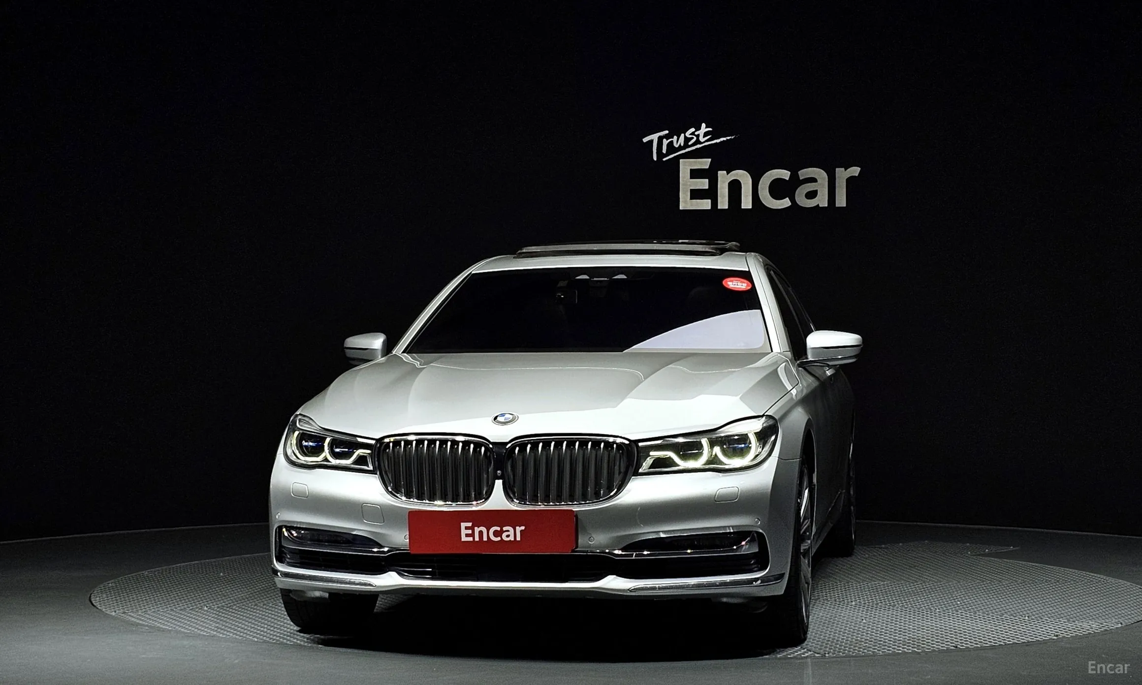 BMW 7 Series (G11) превью 2