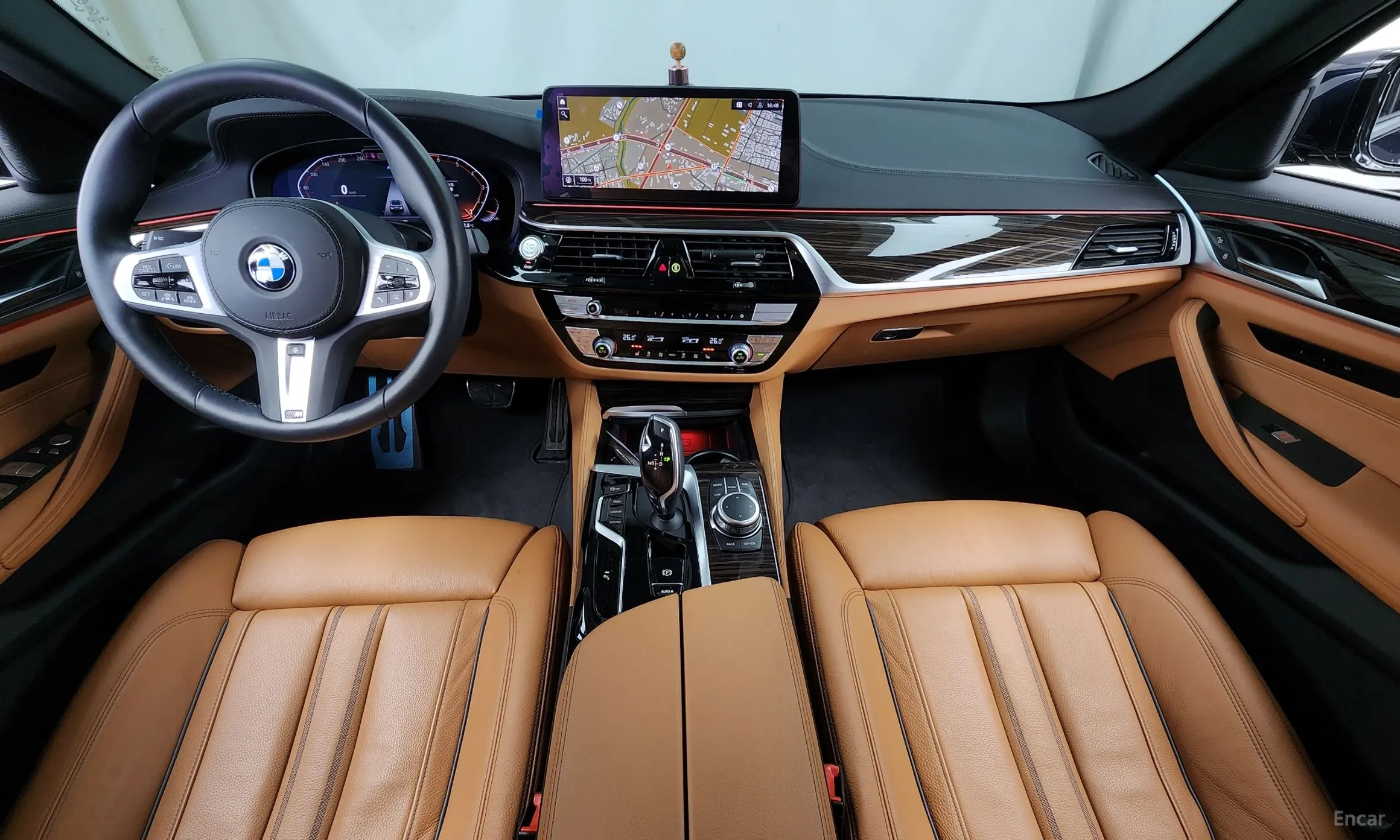 BMW 5 Series (G30) превью 4