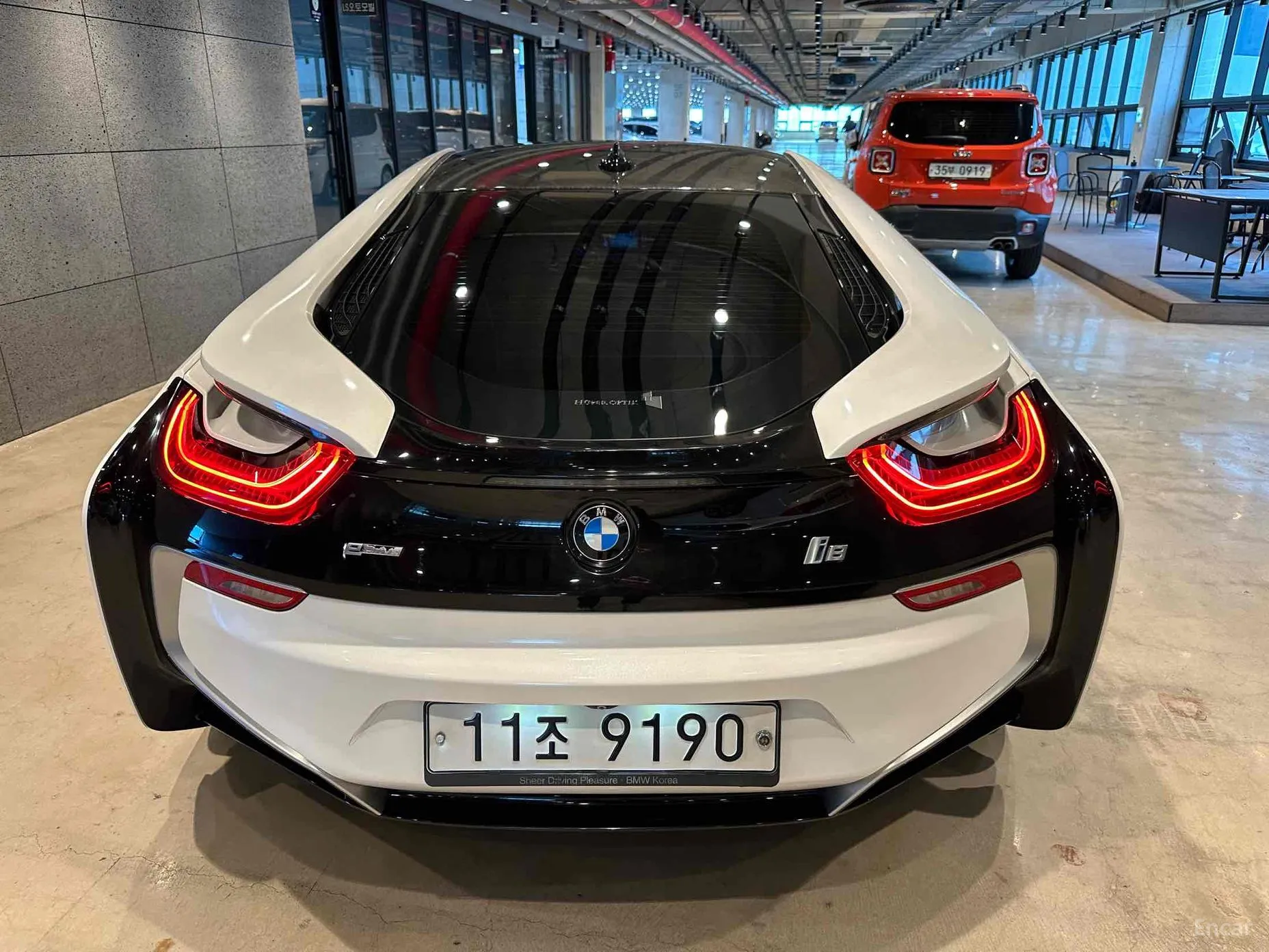 BMW i8 превью 3