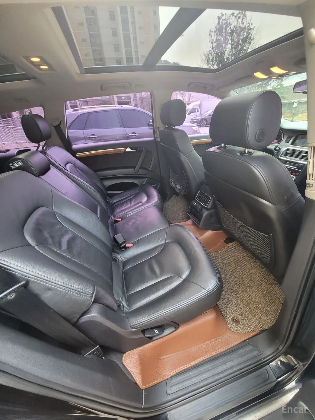 Audi Q7 превью 4