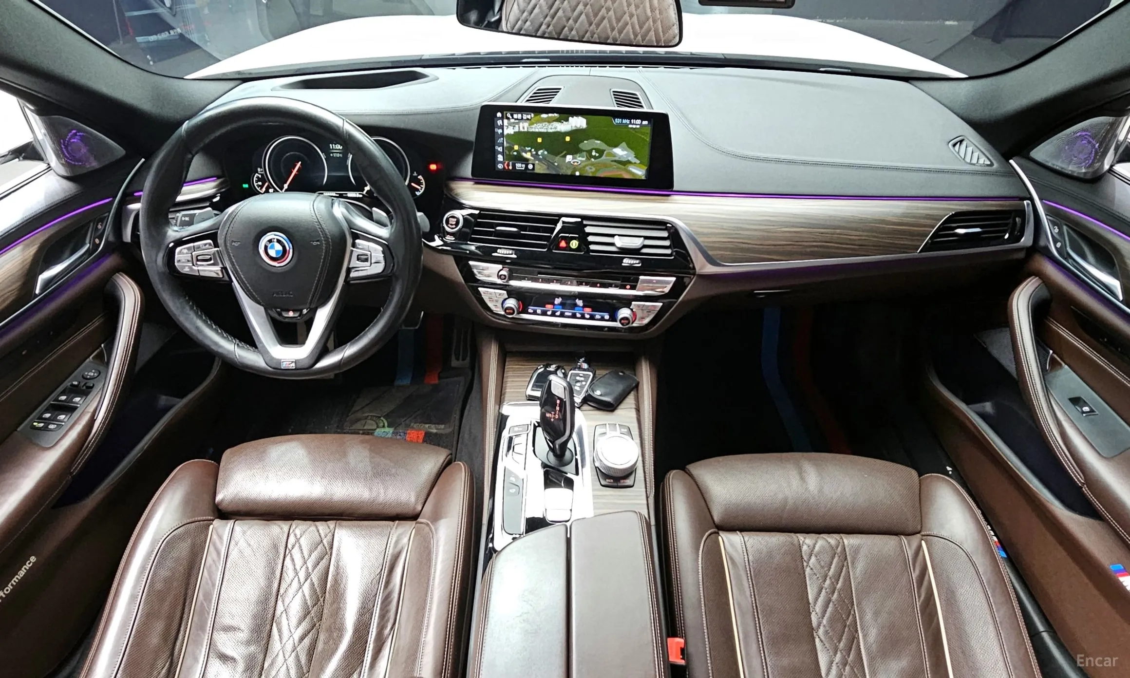 BMW 5 Series (G30) превью 4