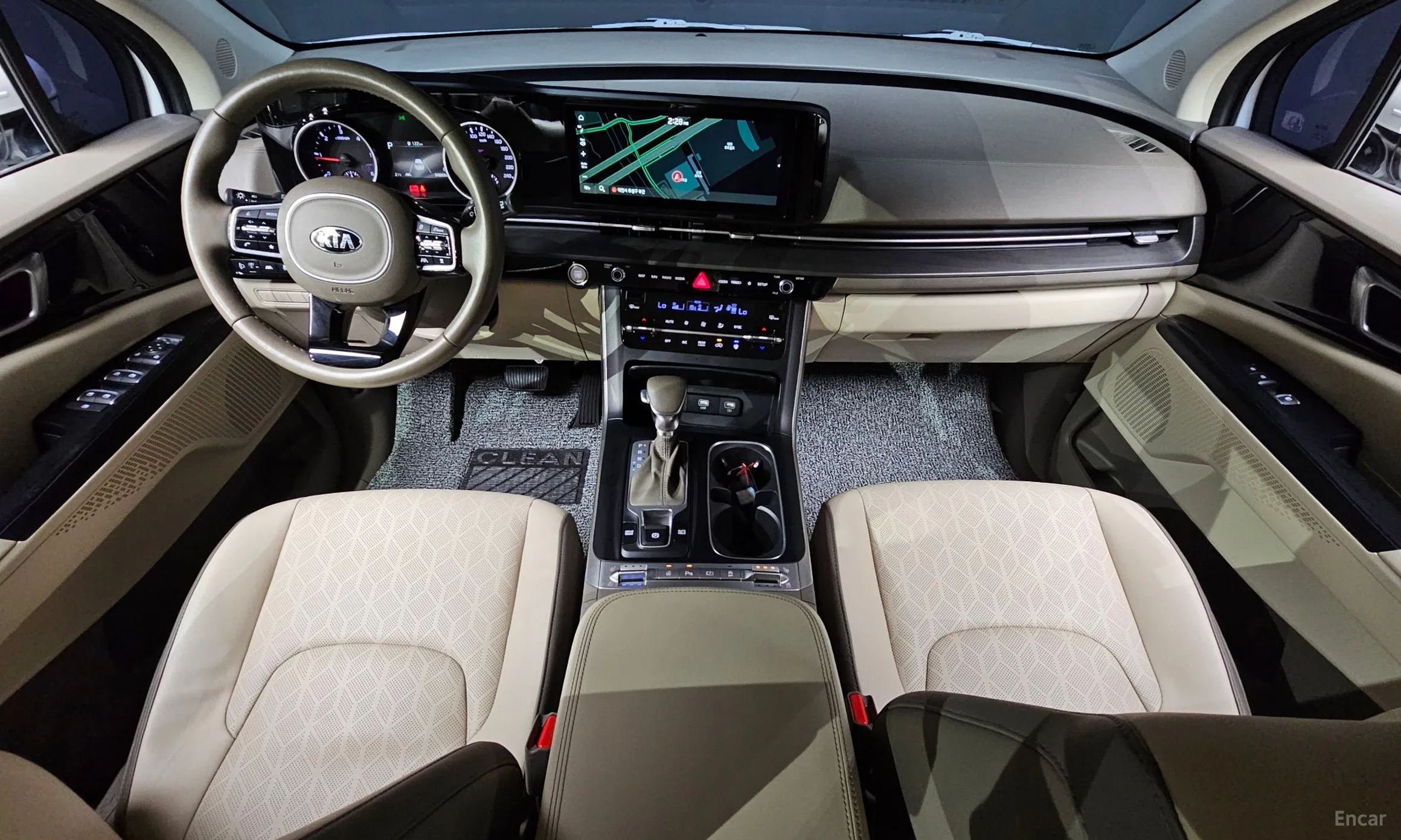 Kia Carnival Gen 4 превью 4