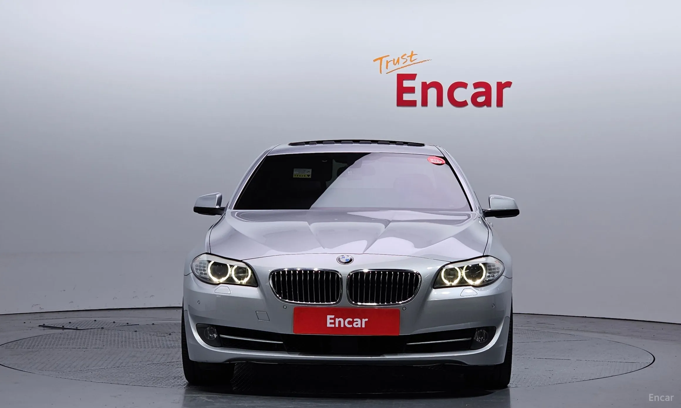 BMW 5 Series (F10) превью 2
