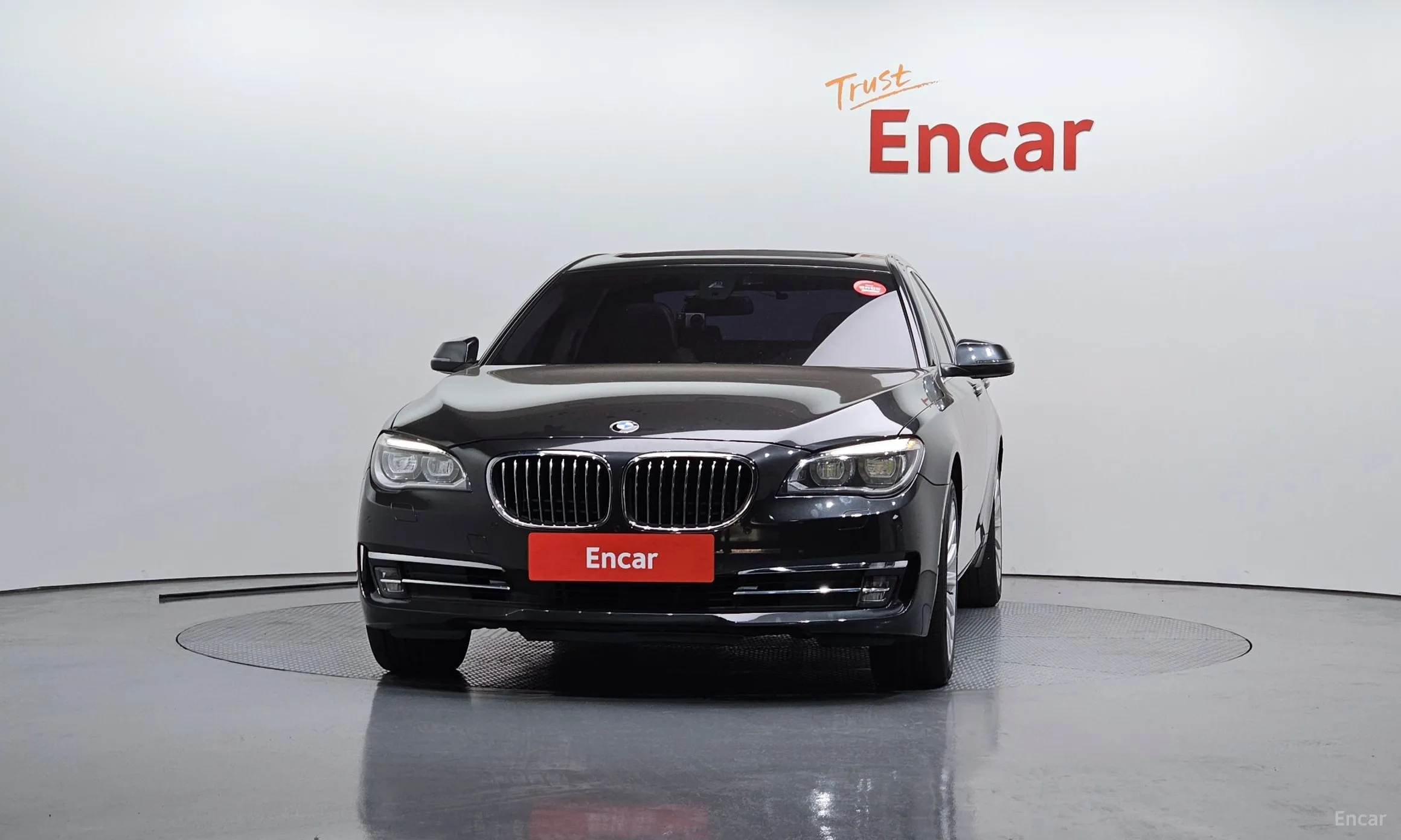 BMW 7 Series (F01) превью 2