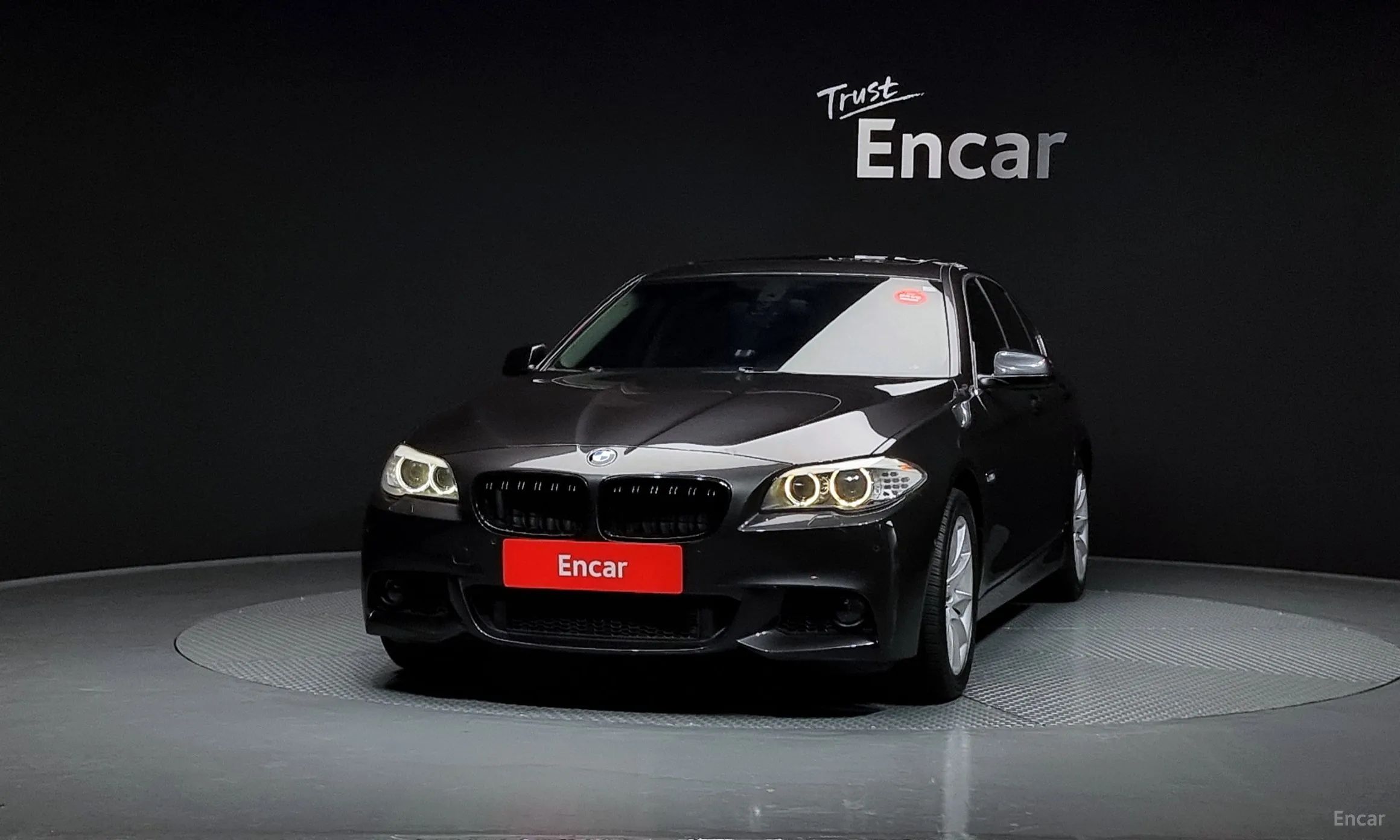 BMW 5 Series (F10) превью 2