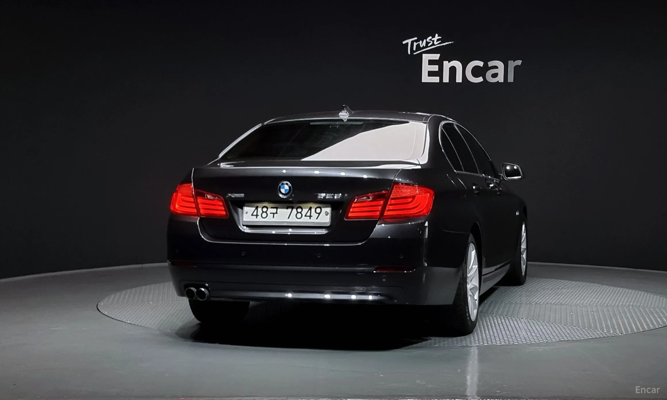 BMW 5 Series (F10) превью 3