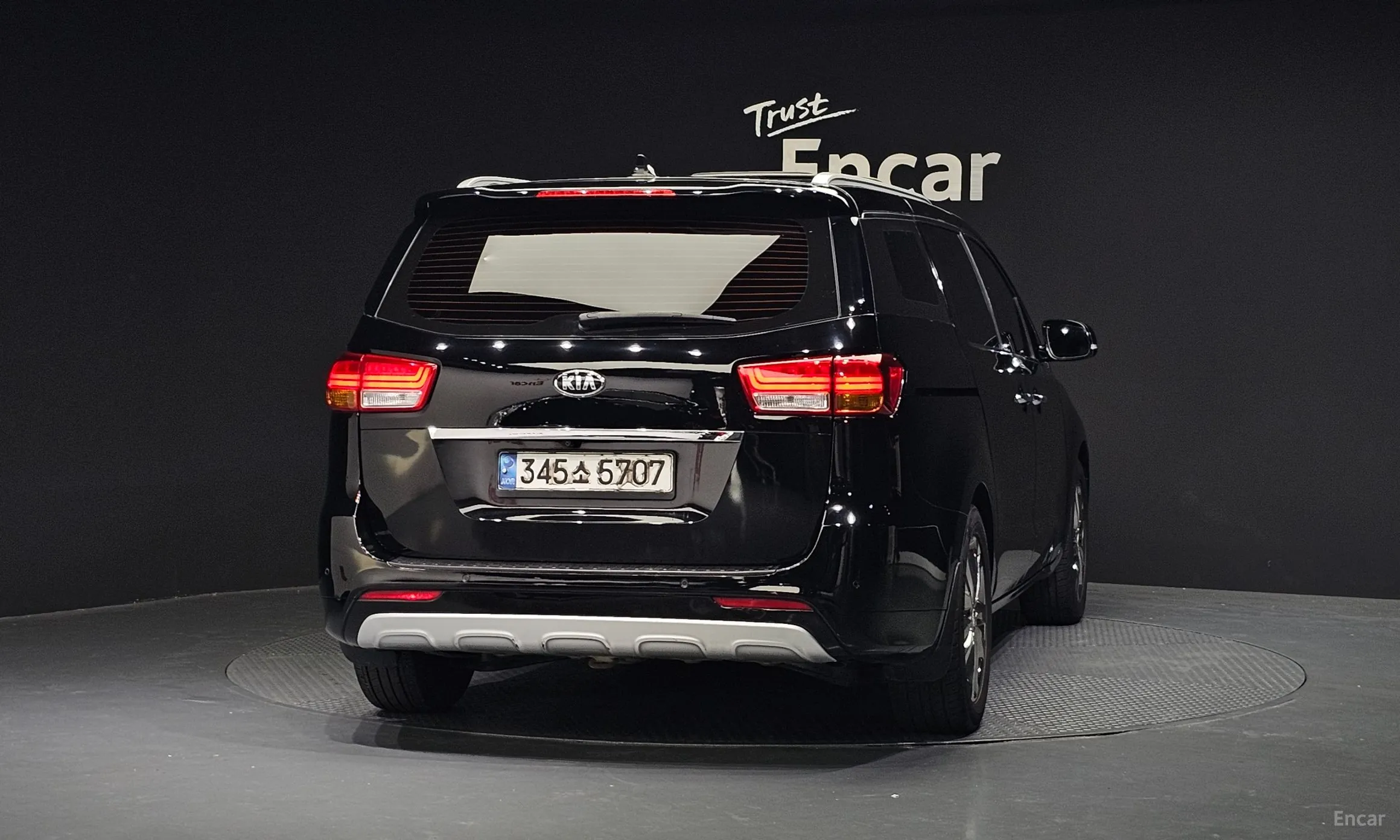 Kia Carnival превью 3