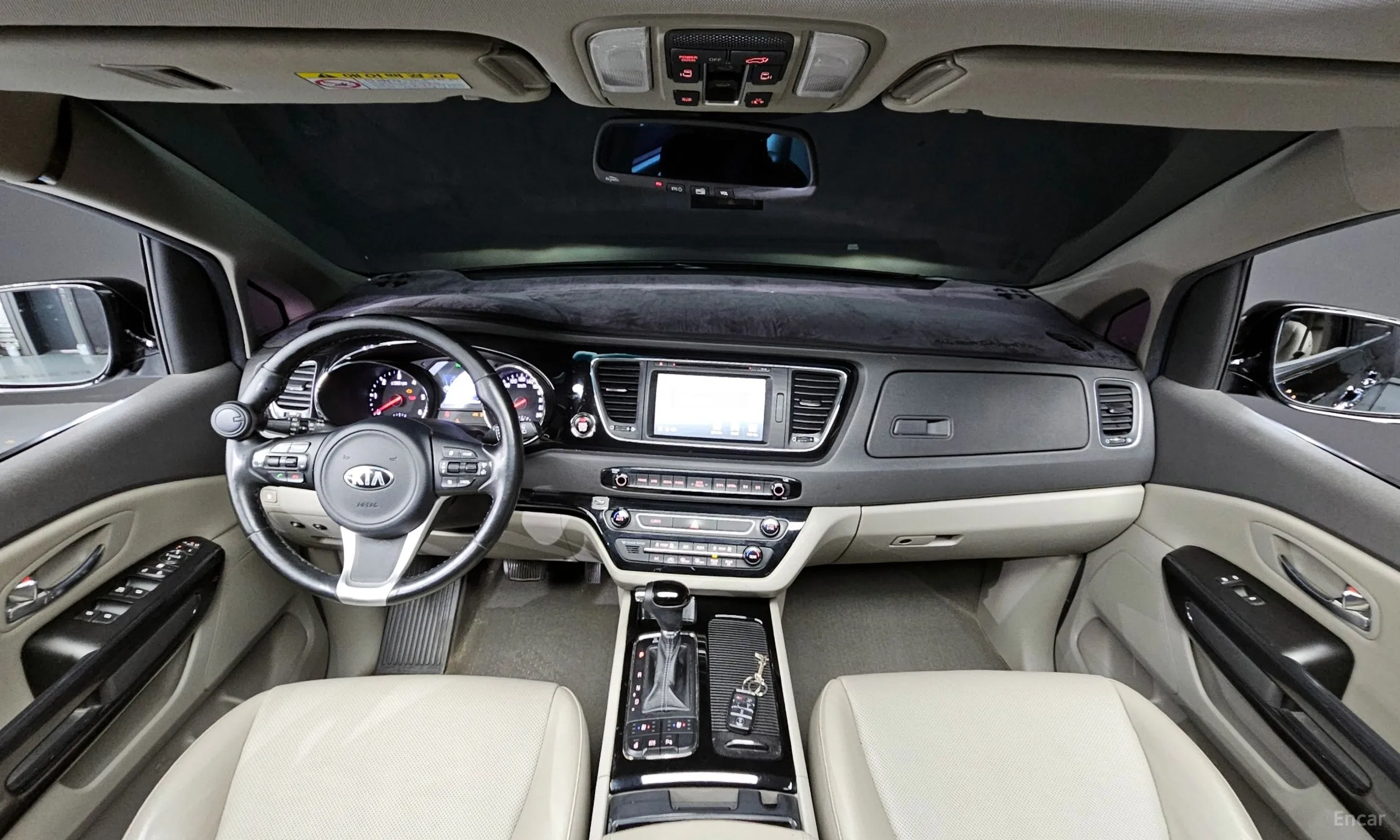 Kia Carnival превью 4