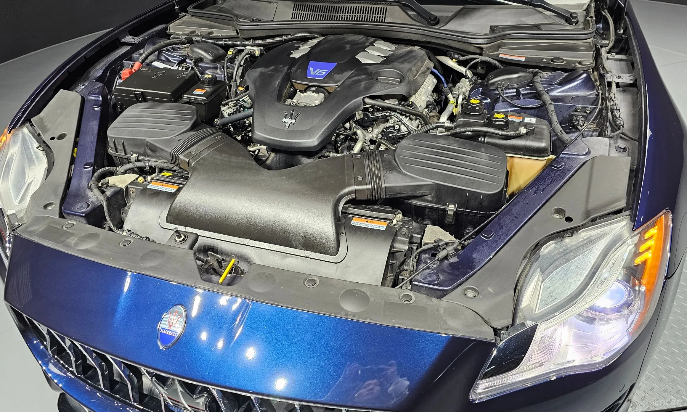 Maserati Quattroporte превью 6
