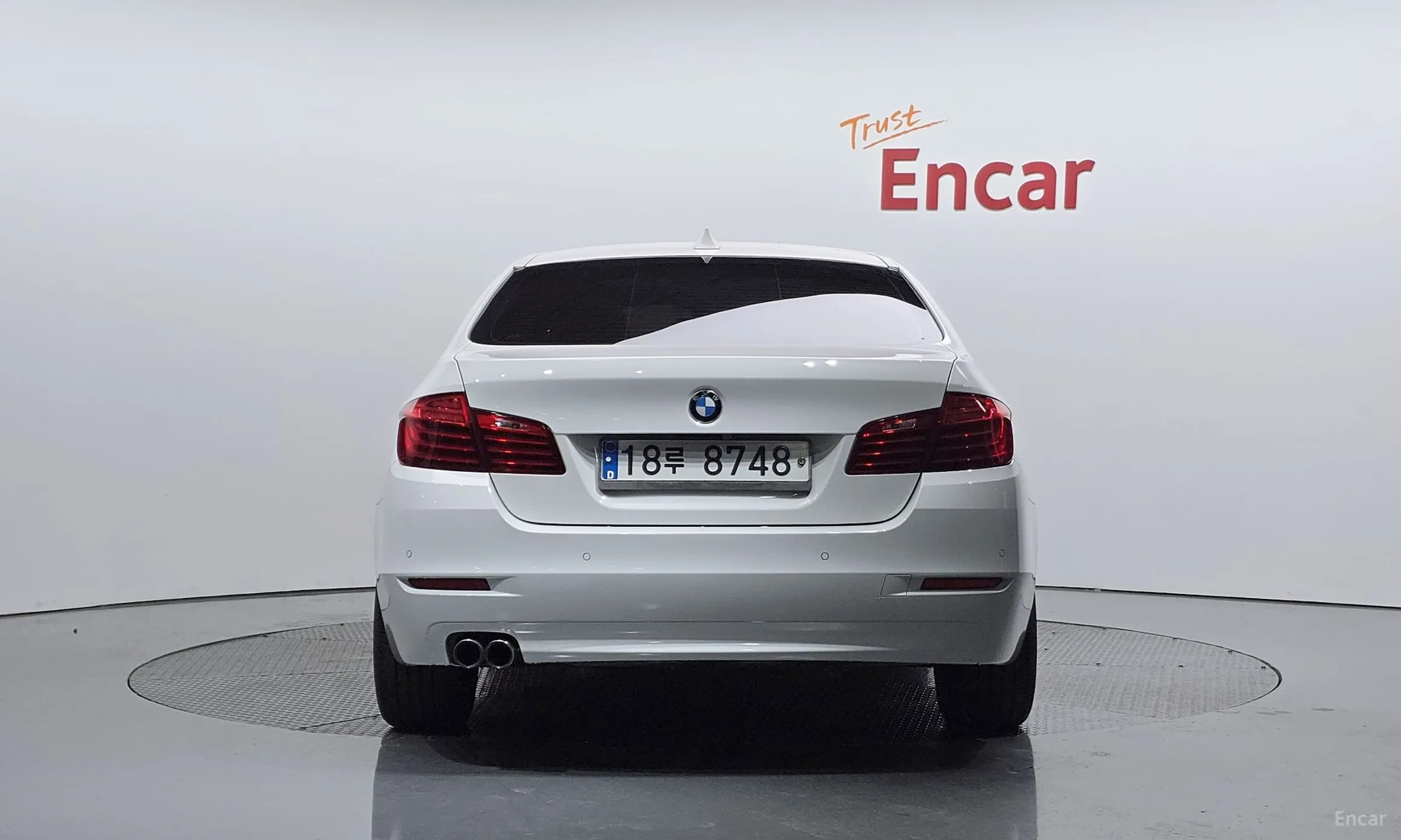 BMW 5 Series (F10) превью 3